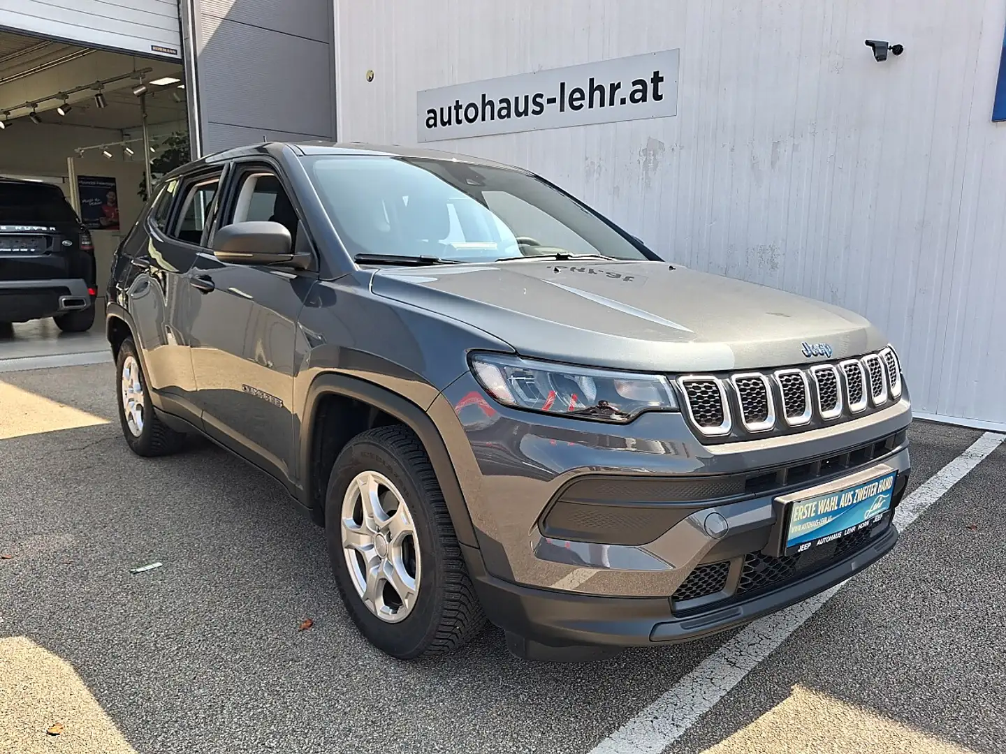 Jeep Compass 1.3 Multiair Sport T4 FWD 6MT Grau - 2