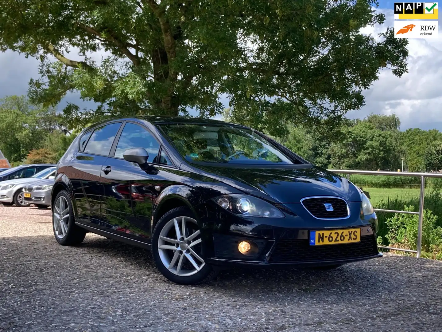 SEAT Leon 1.4 TSI FR | Xenon + Navi + Clima + Cruise nu €5.9 Zwart - 1