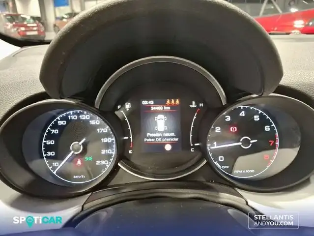 Fiat 500x view 12