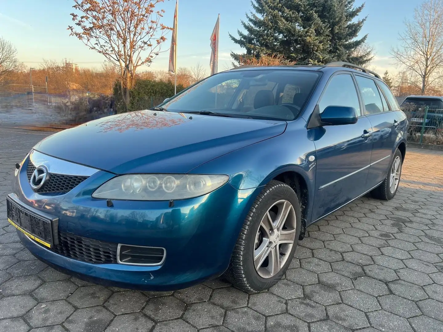 Mazda 6 6 Sport Kombi 2.0 Active Grün - 1