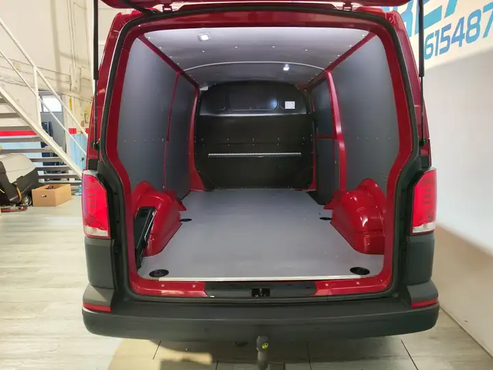 Volkswagen Transporter 2021, foto 24