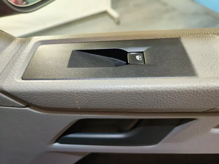 Volkswagen Transporter 2021, foto 40