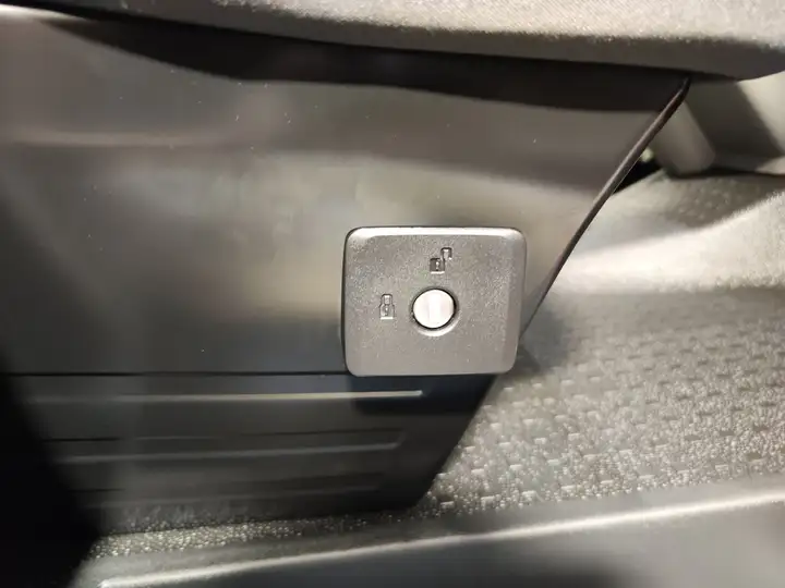 Volkswagen Transporter 2021, foto 38