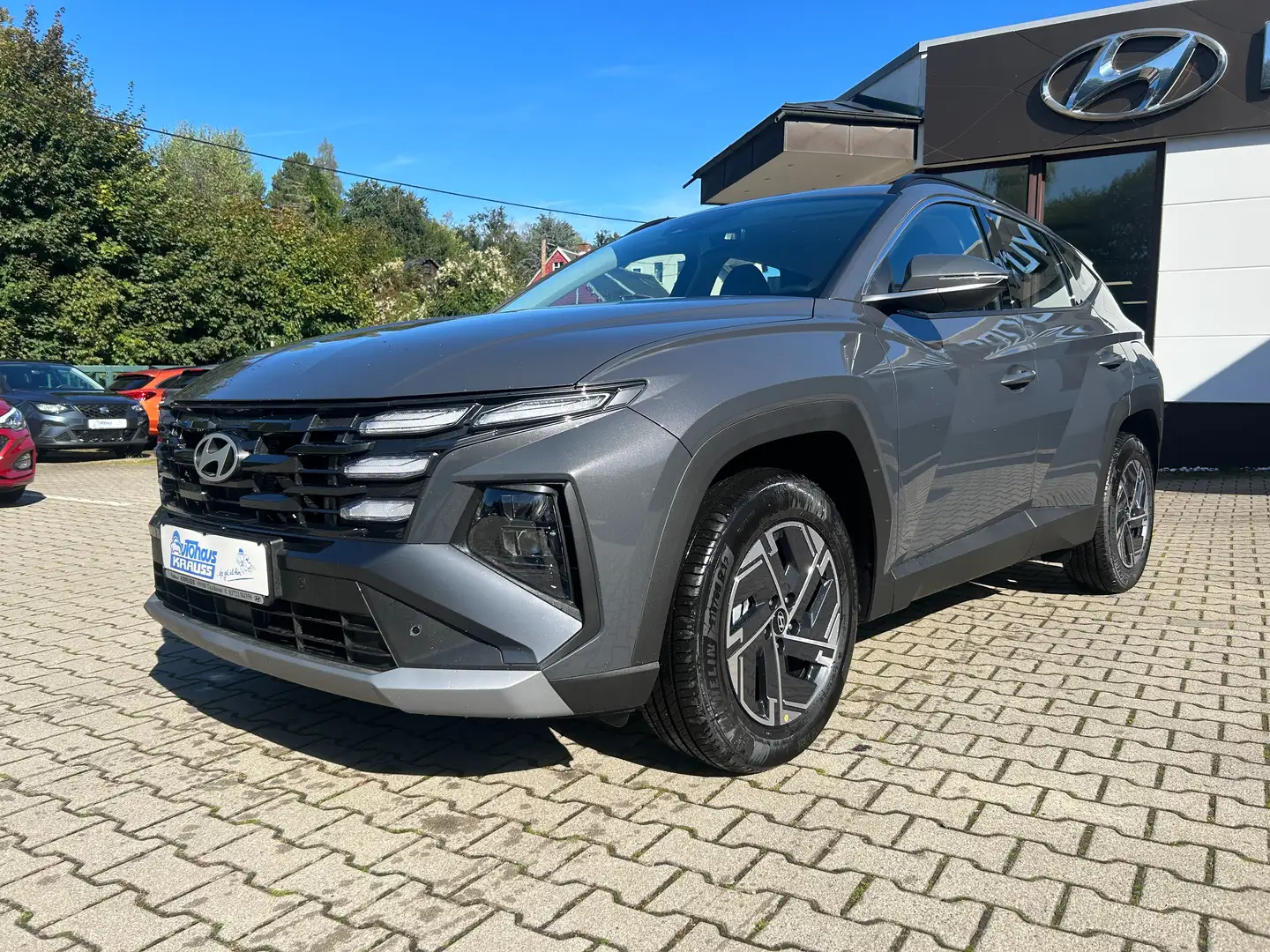 Hyundai TUCSON TUCSON 1.6 T Edition Grau - 1