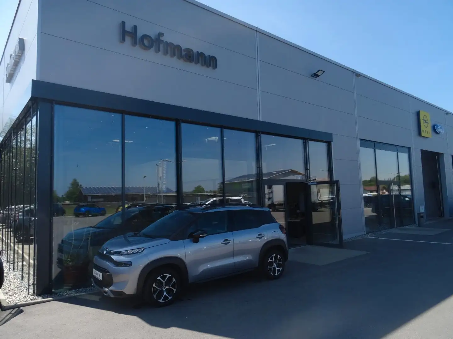 Citroen C3 Aircross Plus, Klima, Navi, PDC, BT, LMF Grau - 1