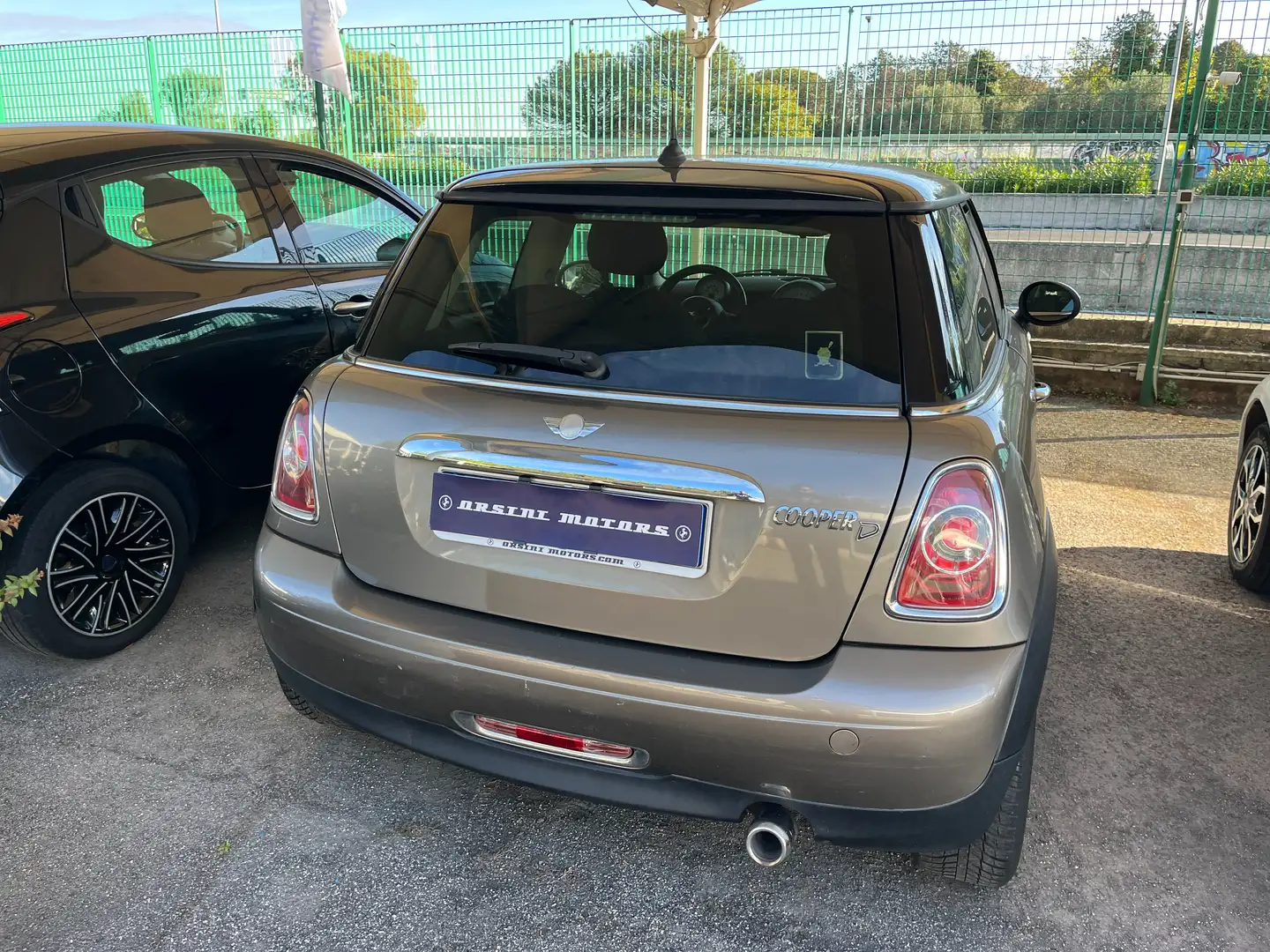 MINI Cooper D Mini 2.0 Cooper D auto Gris - 2