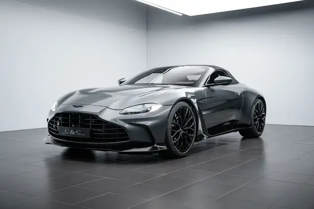 Aston Martin Vantage