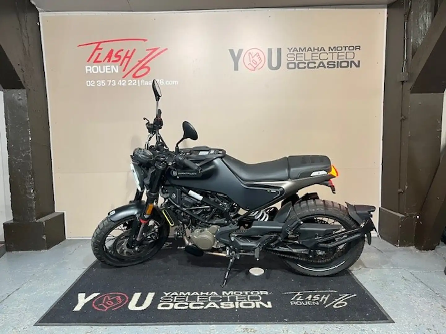 Yamaha MT-03 Noir - 2