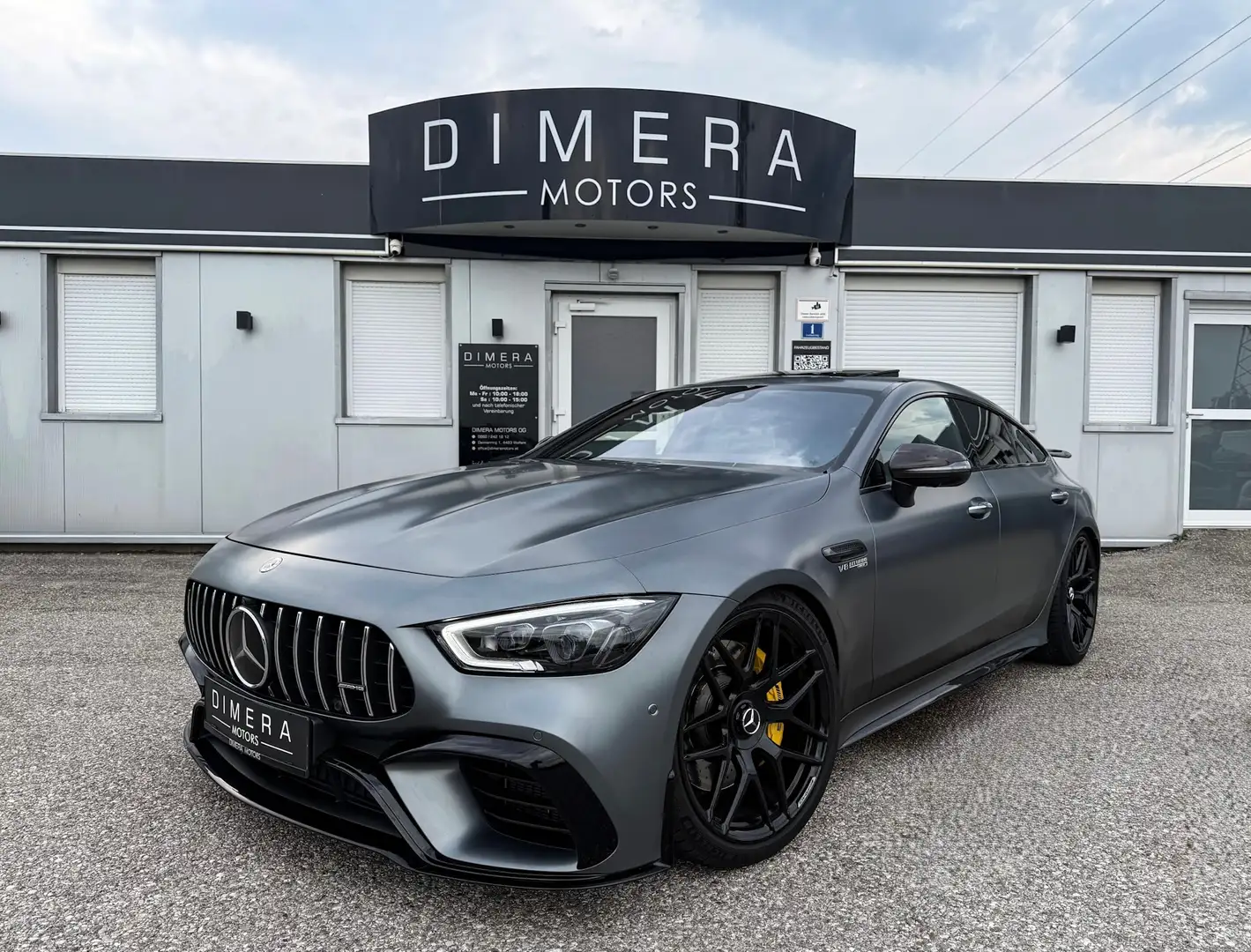 Mercedes-Benz AMG GT 63 S 4Matic+ AERODYNAMIK, SCHALEN, 3D-BURMESTER siva - 2