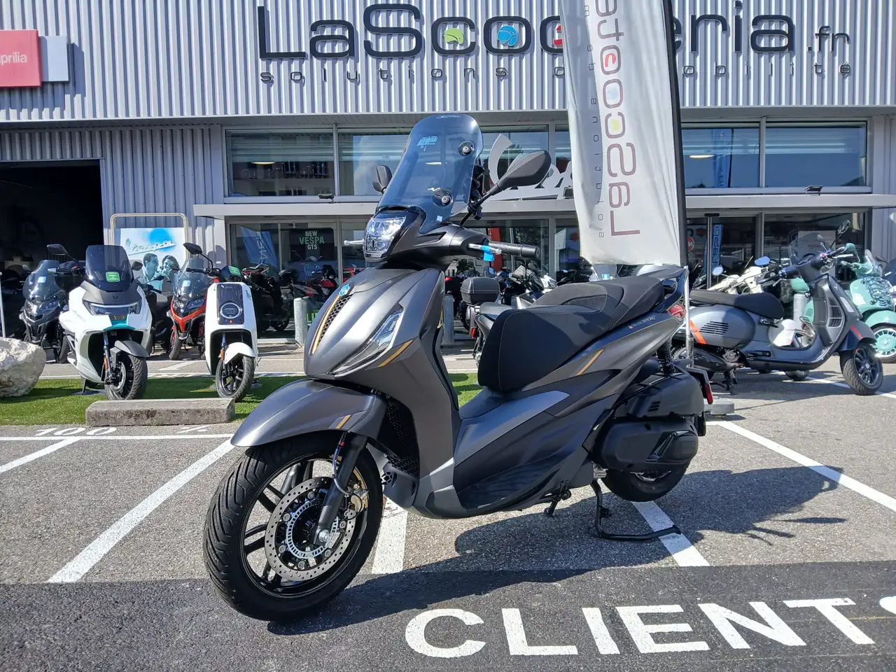 Piaggio Beverly 400