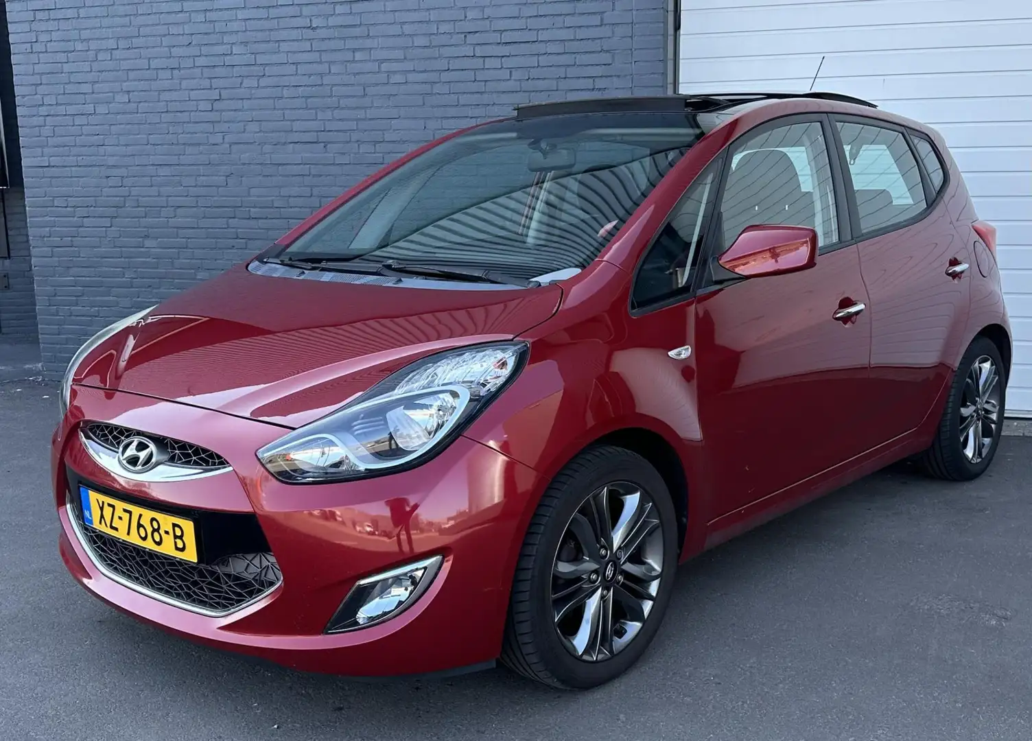 Hyundai iX20 1.6i i-Motion AUTOMAAT/PANO/VOLO-H/LMV/PDC Piros - 2