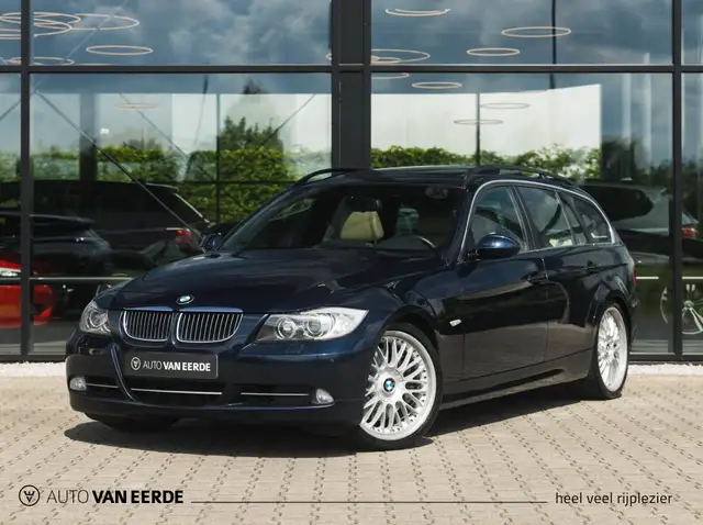 BMW 335 335i Touring Aut â Pano, Sportst. TOP