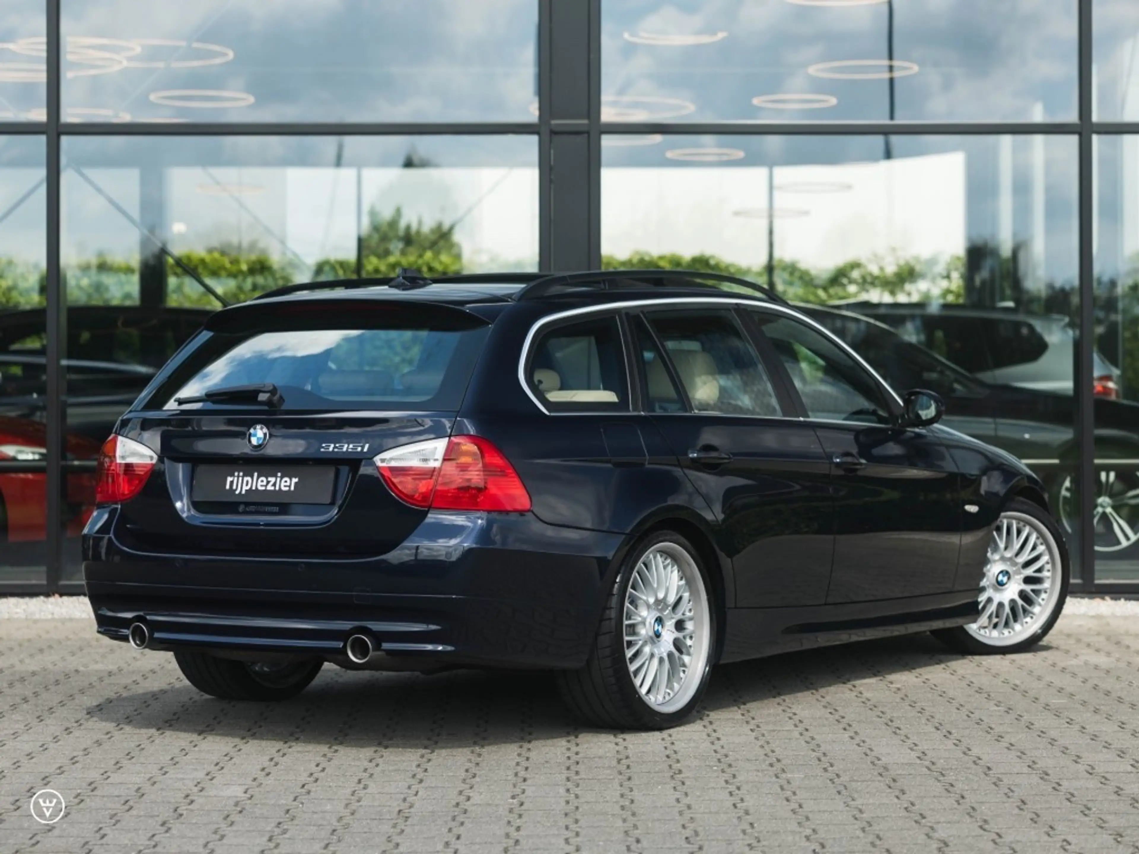 BMW 335 335i Touring Aut â Pano, Sportst. TOP — photo 4