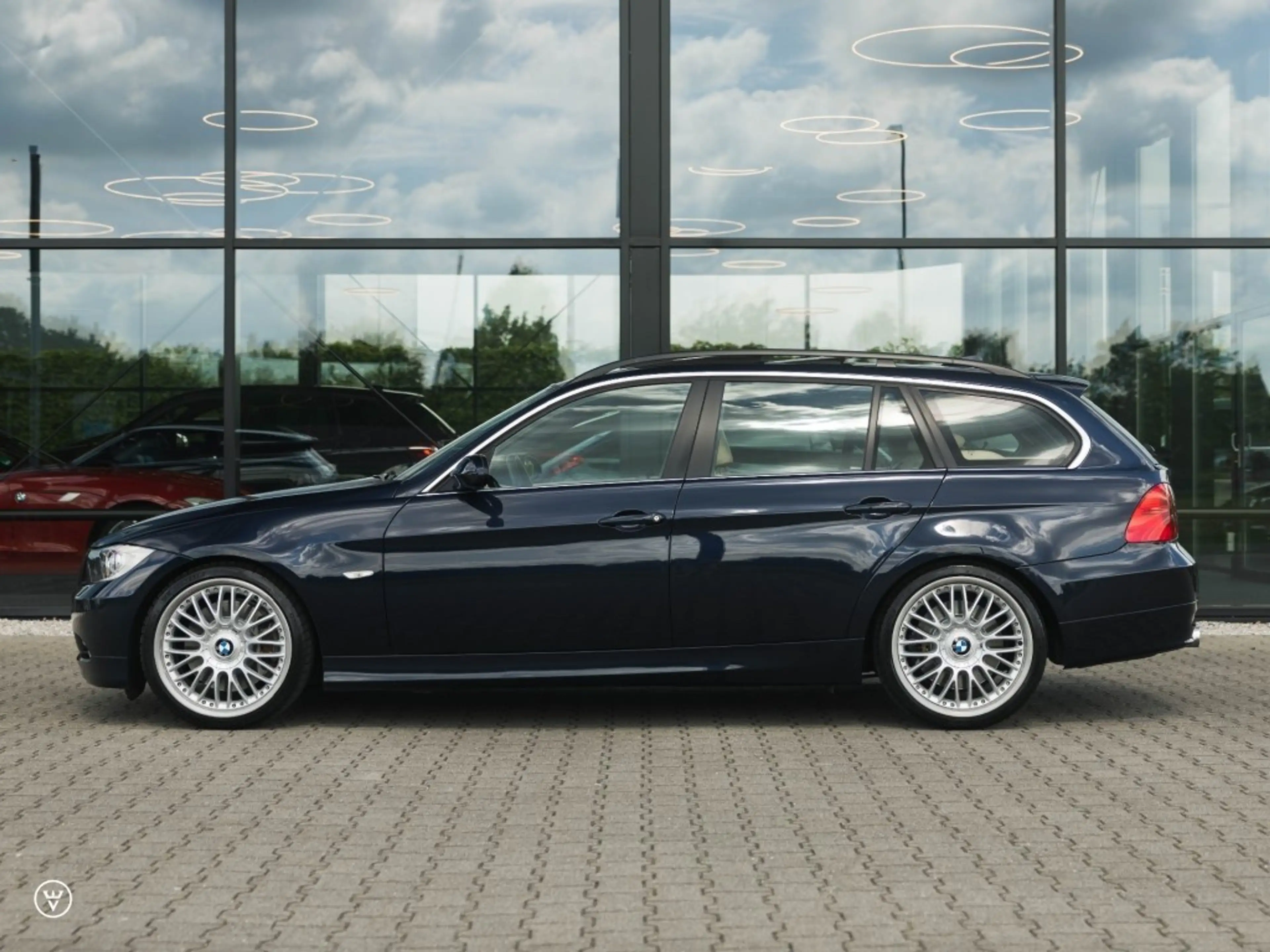BMW 335 335i Touring Aut â Pano, Sportst. TOP — photo 3