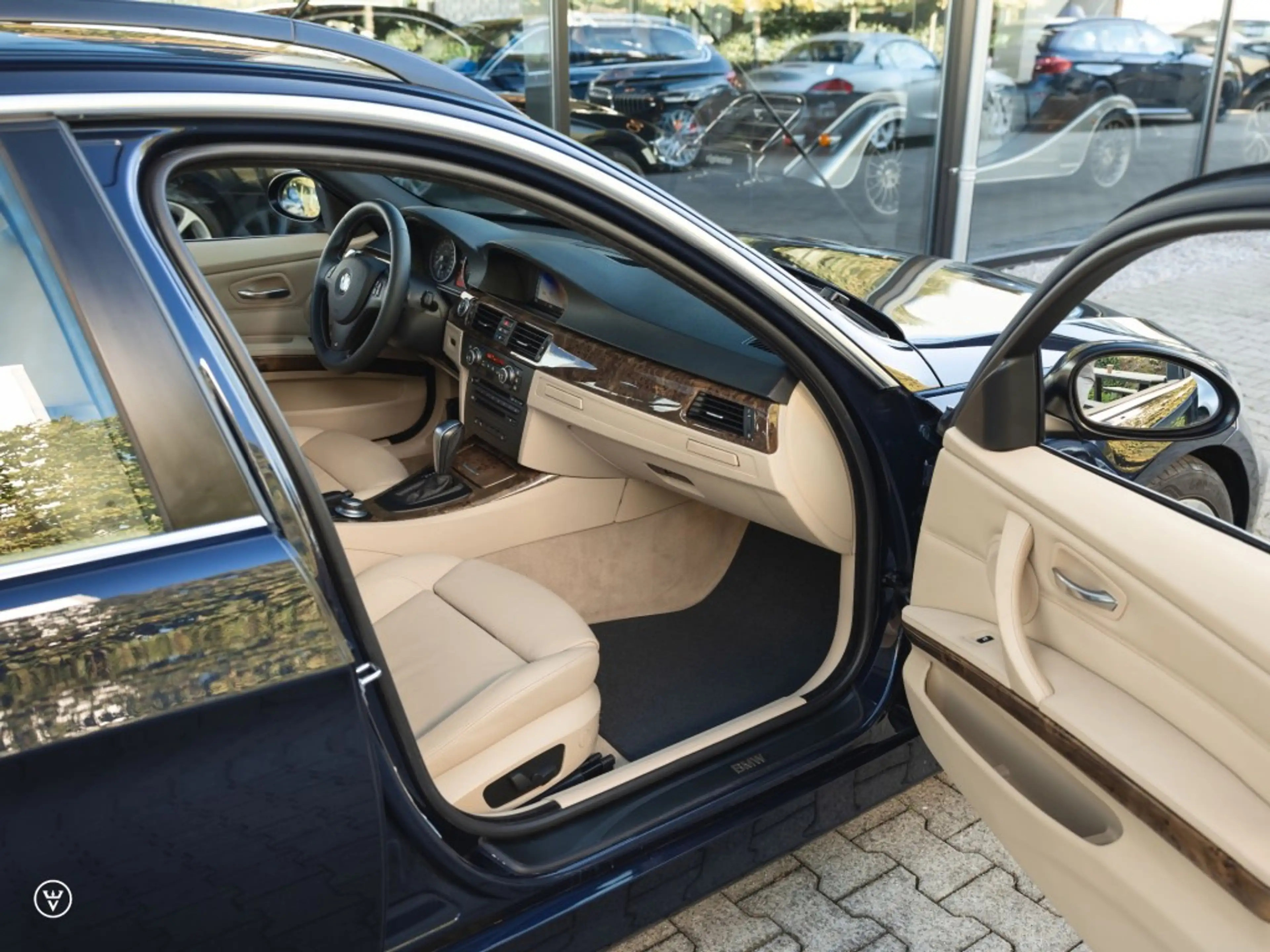 BMW 335 335i Touring Aut â Pano, Sportst. TOP — photo 22