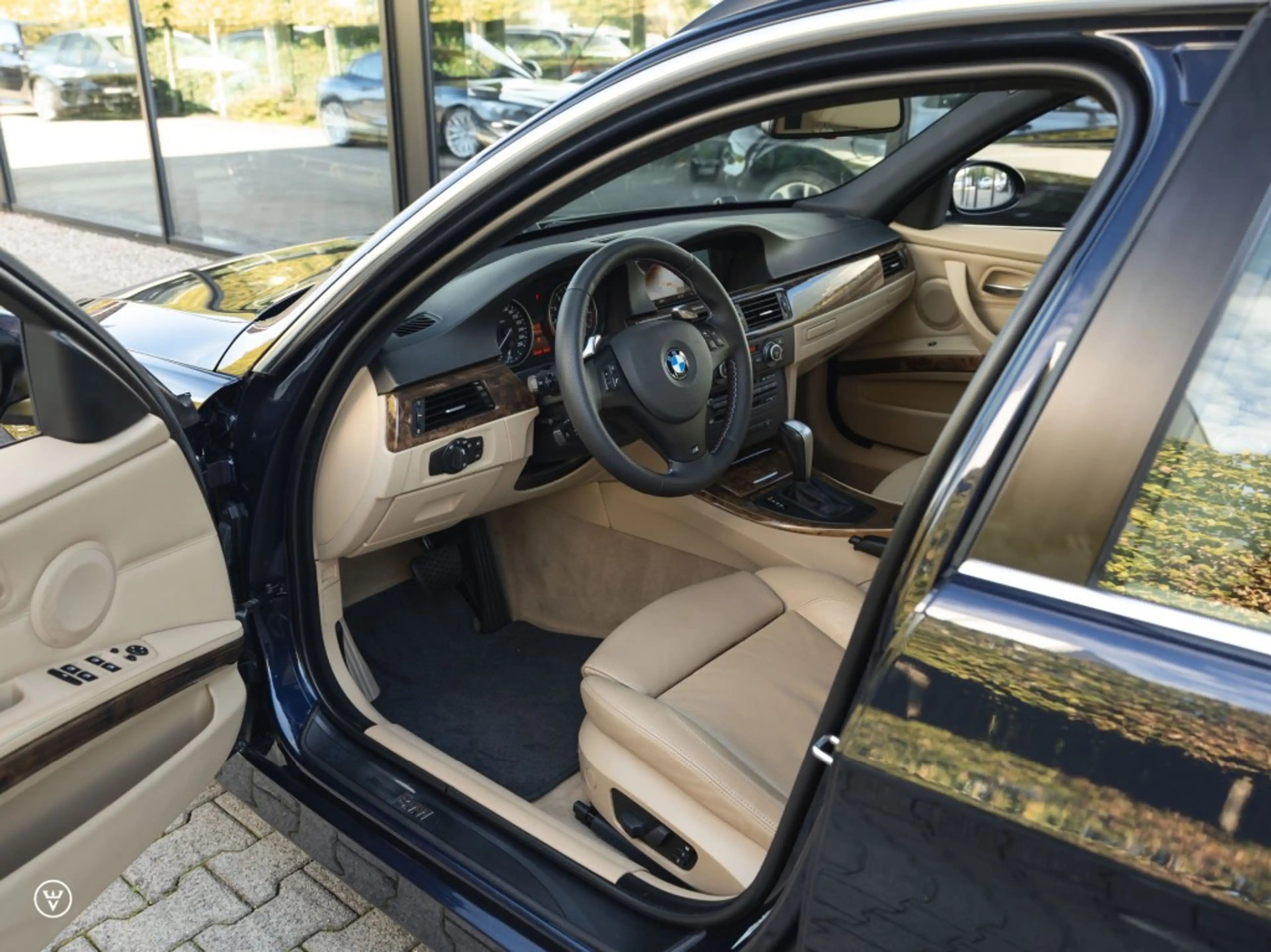 BMW 335 335i Touring Aut â Pano, Sportst. TOP — photo 2