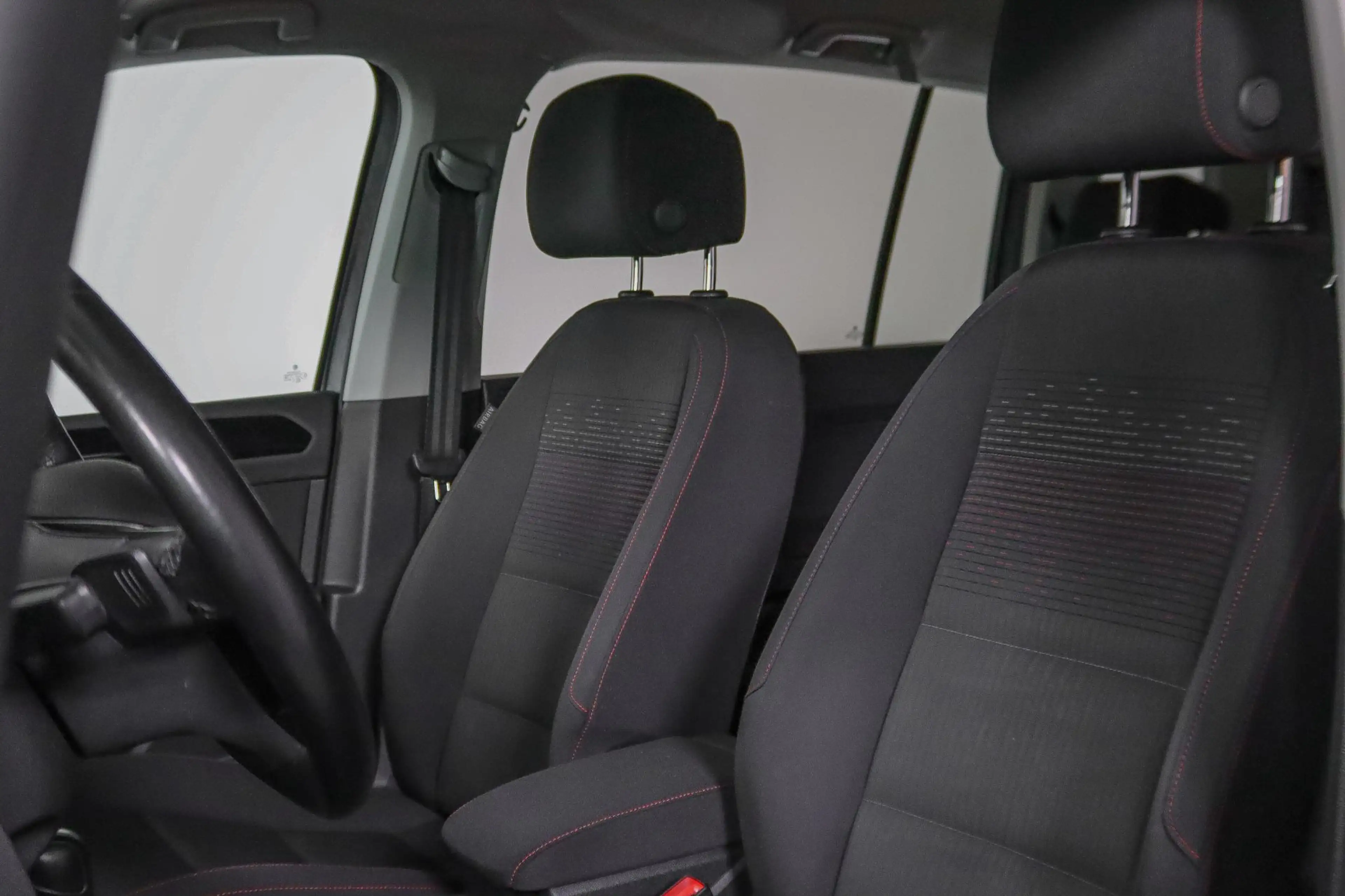 Volkswagen Touran 1.4 TSI Connected Series 7-Persoons Navigatie, ACC — photo 4