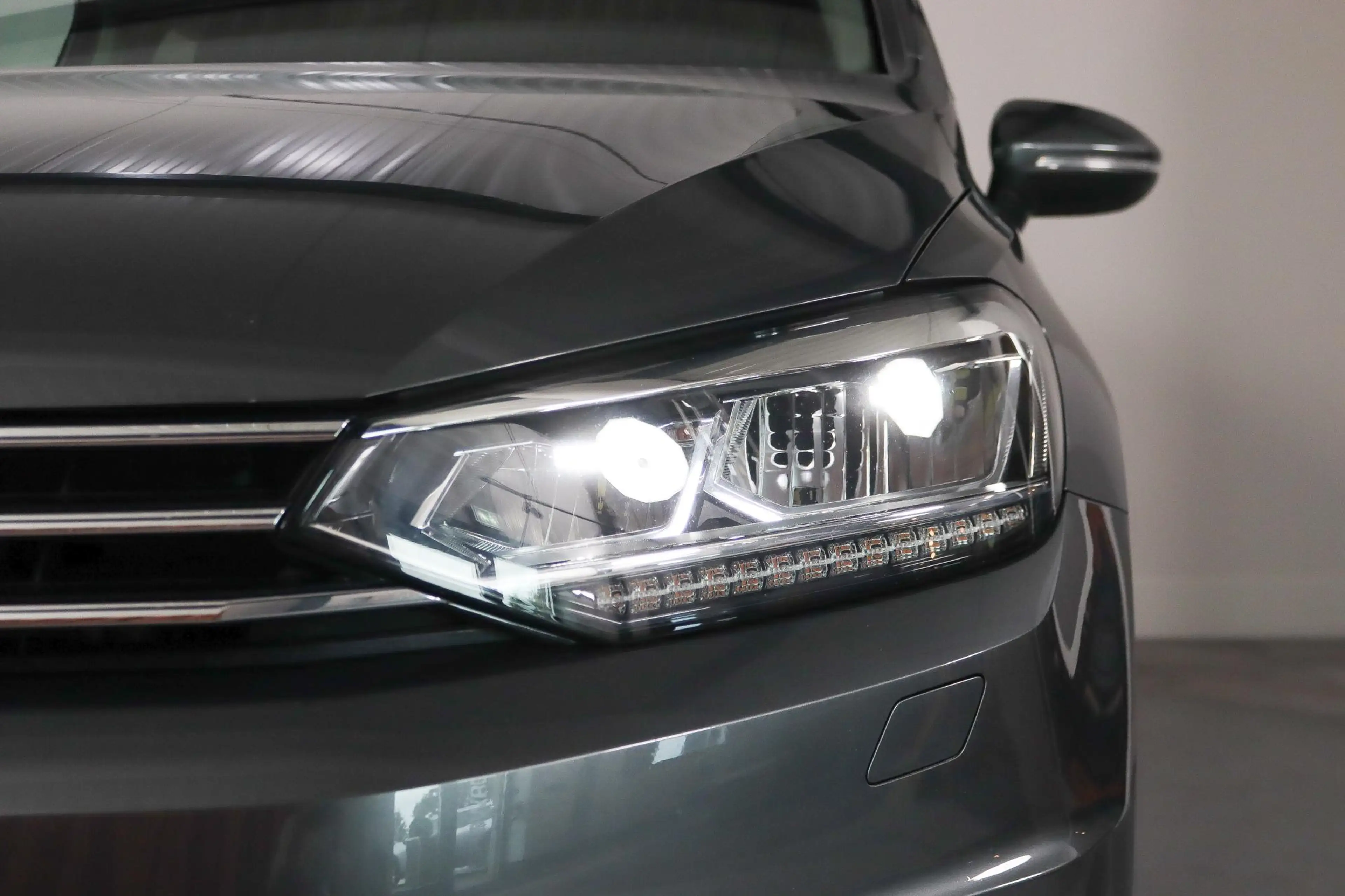 Volkswagen Touran 1.4 TSI Connected Series 7-Persoons Navigatie, ACC — photo 10