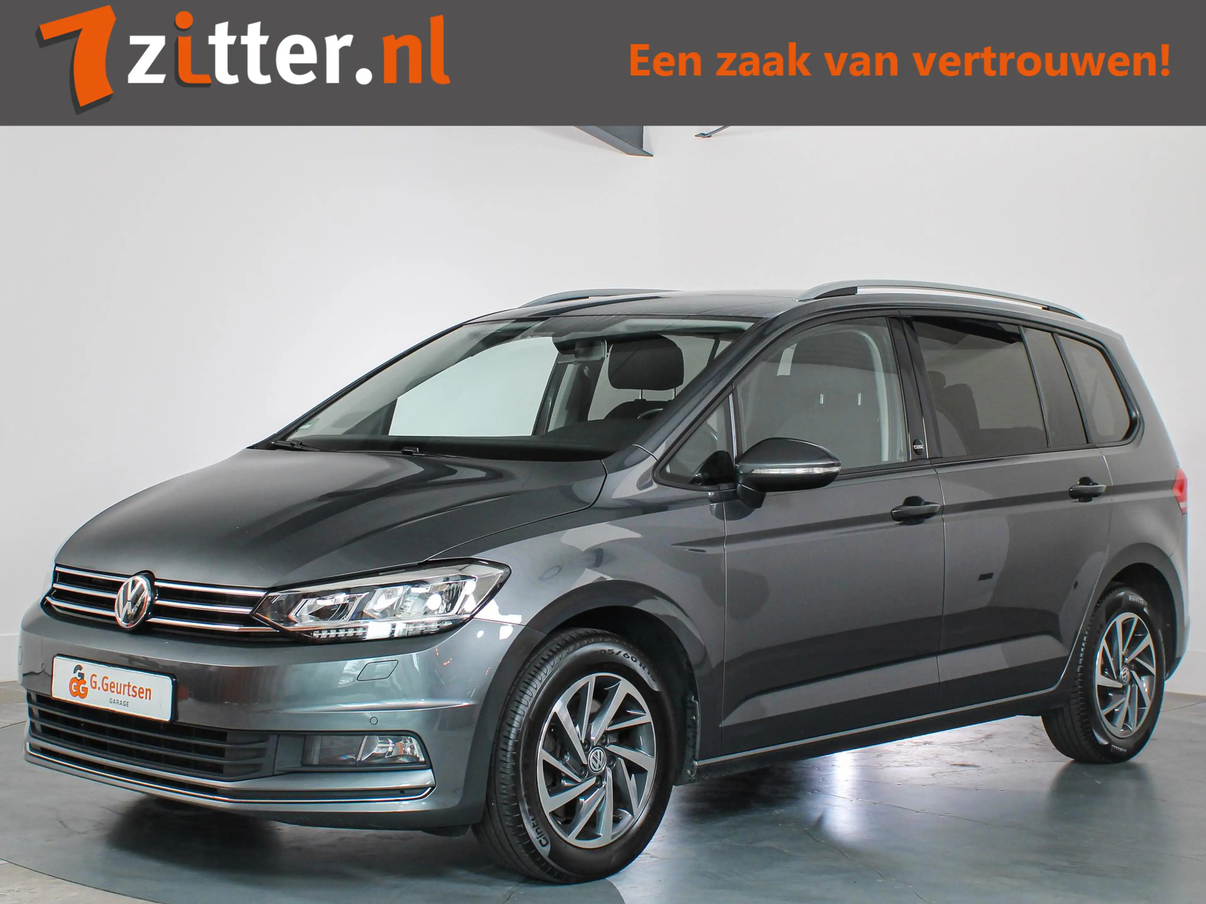 Volkswagen Touran 1.4 TSI Connected Series 7-Persoons Navigatie, ACC