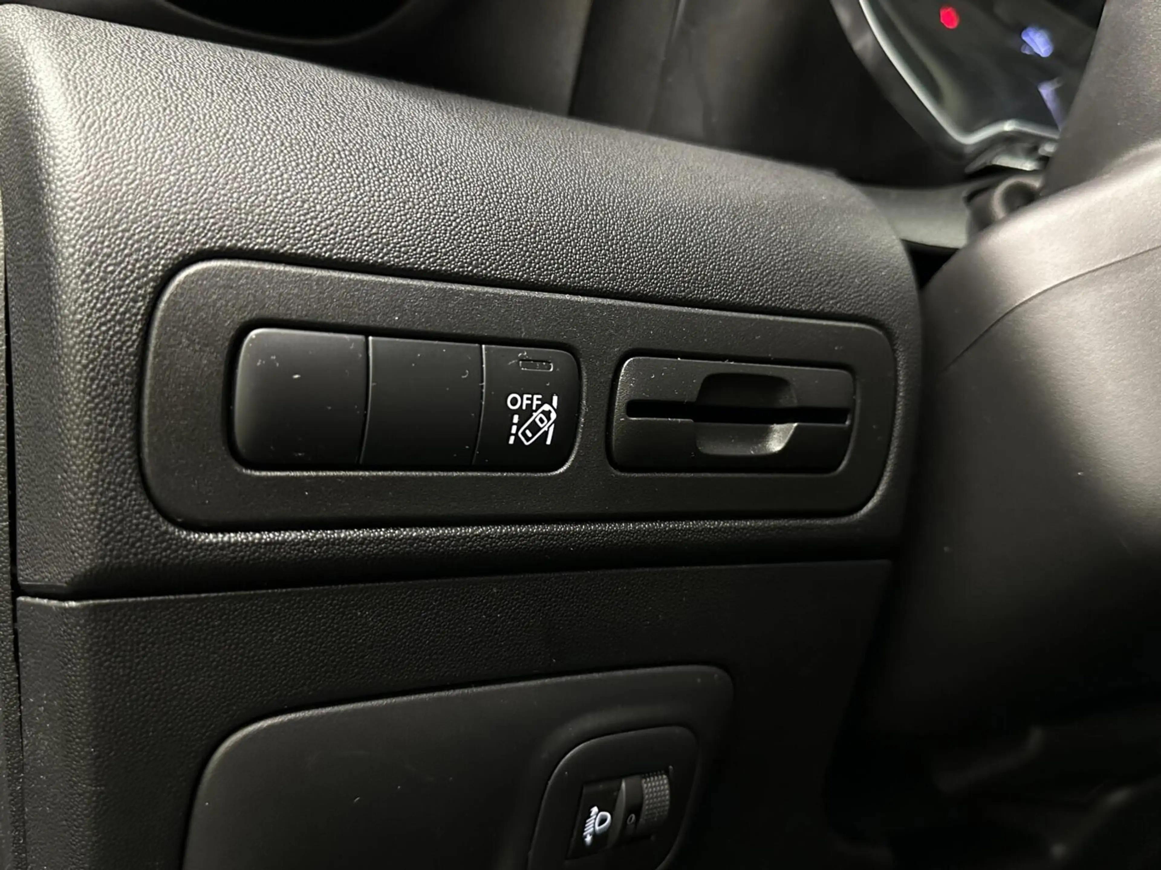 Citroen C3 Aircross 1.2 PureTech S&S Business PANO NAVI TREKHAAK CRUIS — photo 19