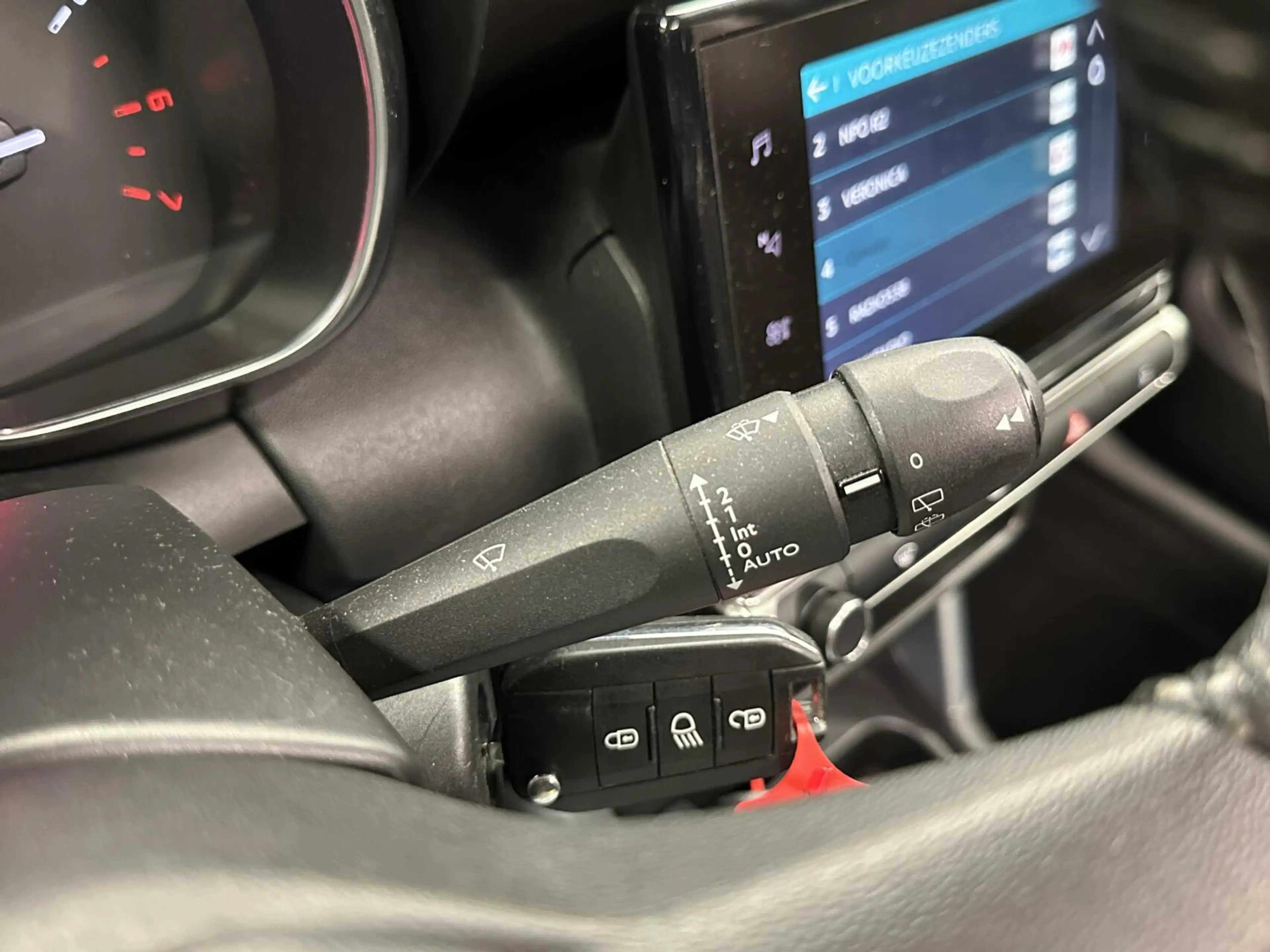 Citroen C3 Aircross 1.2 PureTech S&S Business PANO NAVI TREKHAAK CRUIS — photo 25