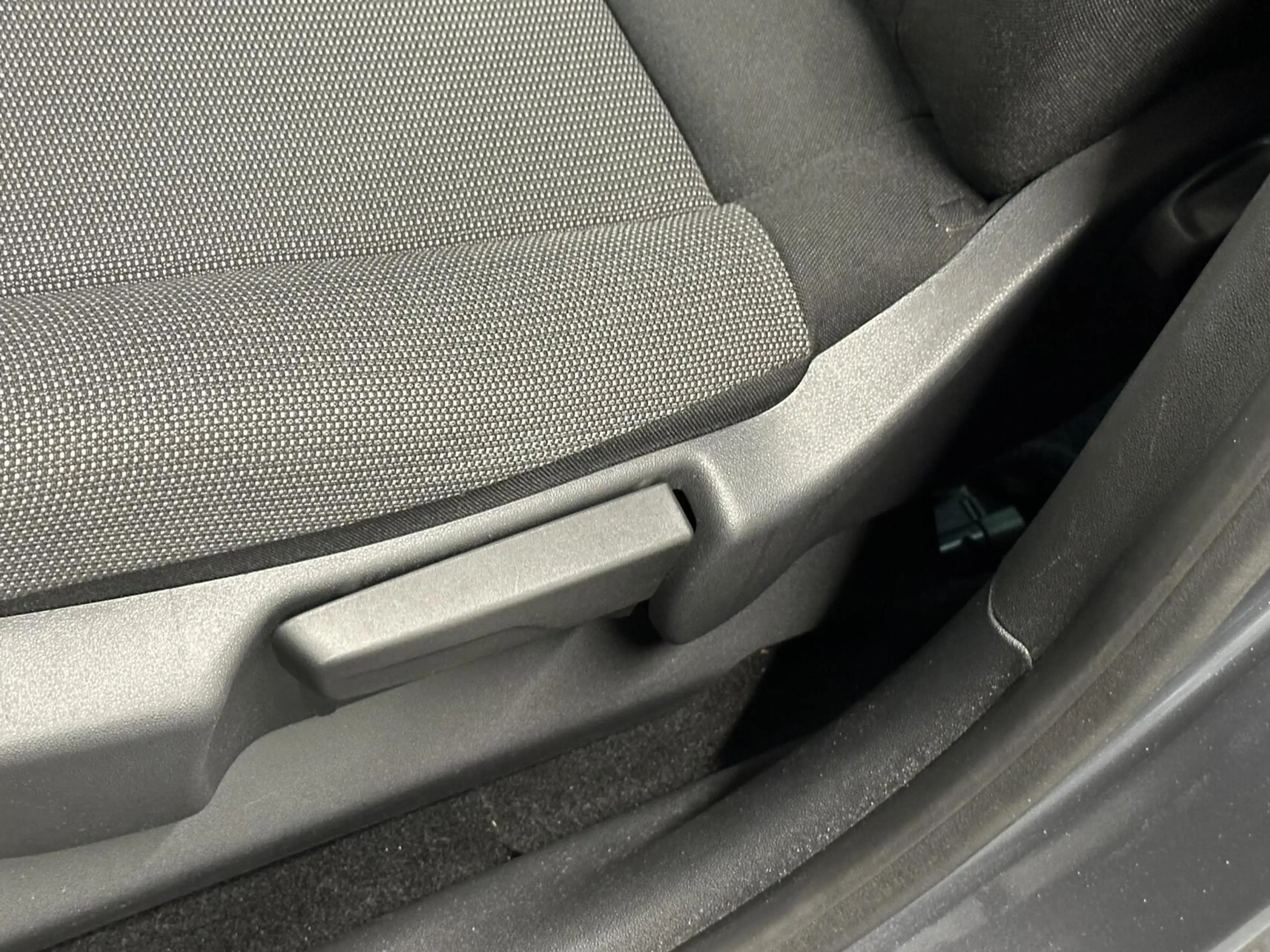 Citroen C3 Aircross 1.2 PureTech S&S Business PANO NAVI TREKHAAK CRUIS — photo 21