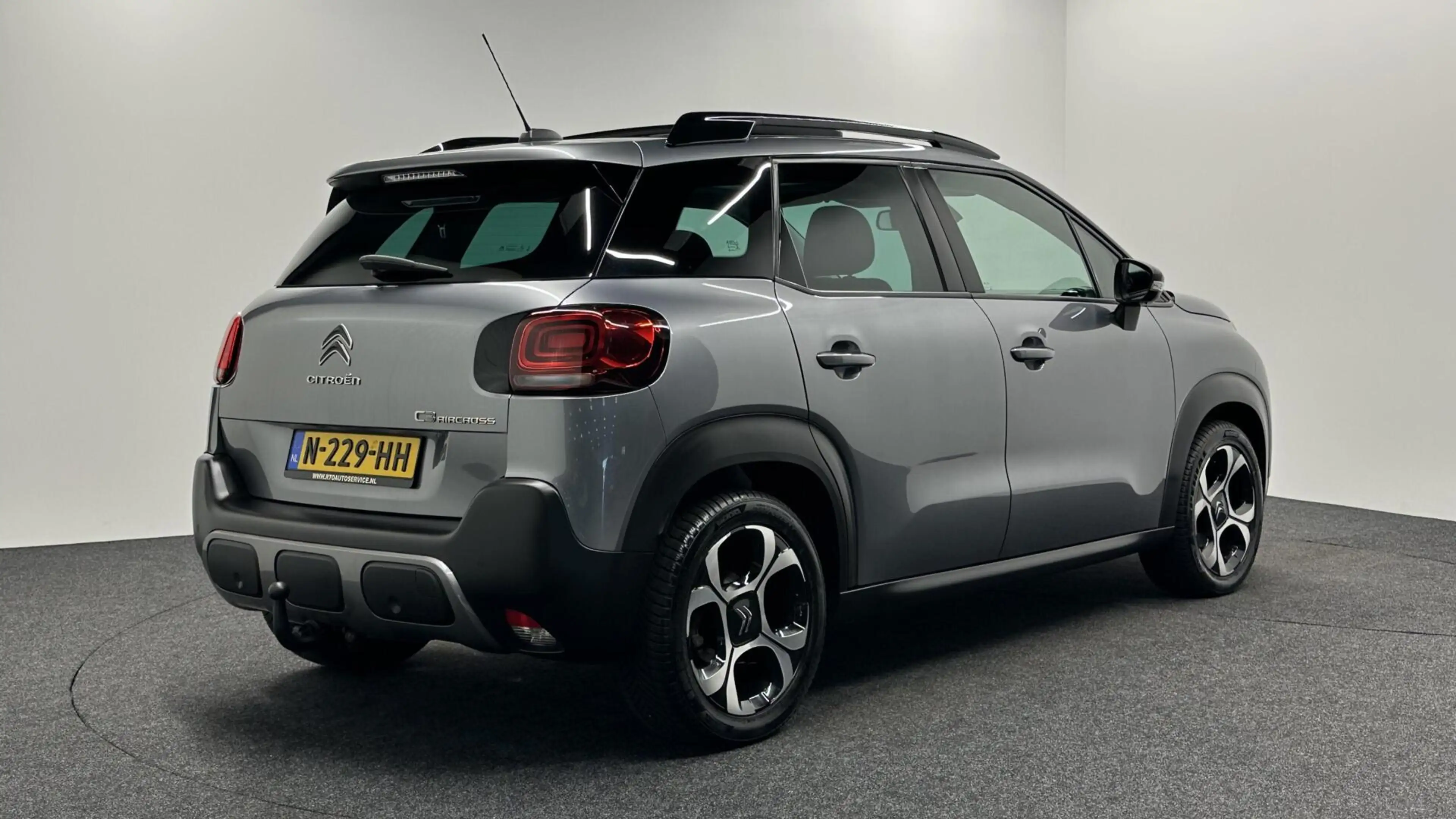 Citroen C3 Aircross 1.2 PureTech S&S Business PANO NAVI TREKHAAK CRUIS — photo 5