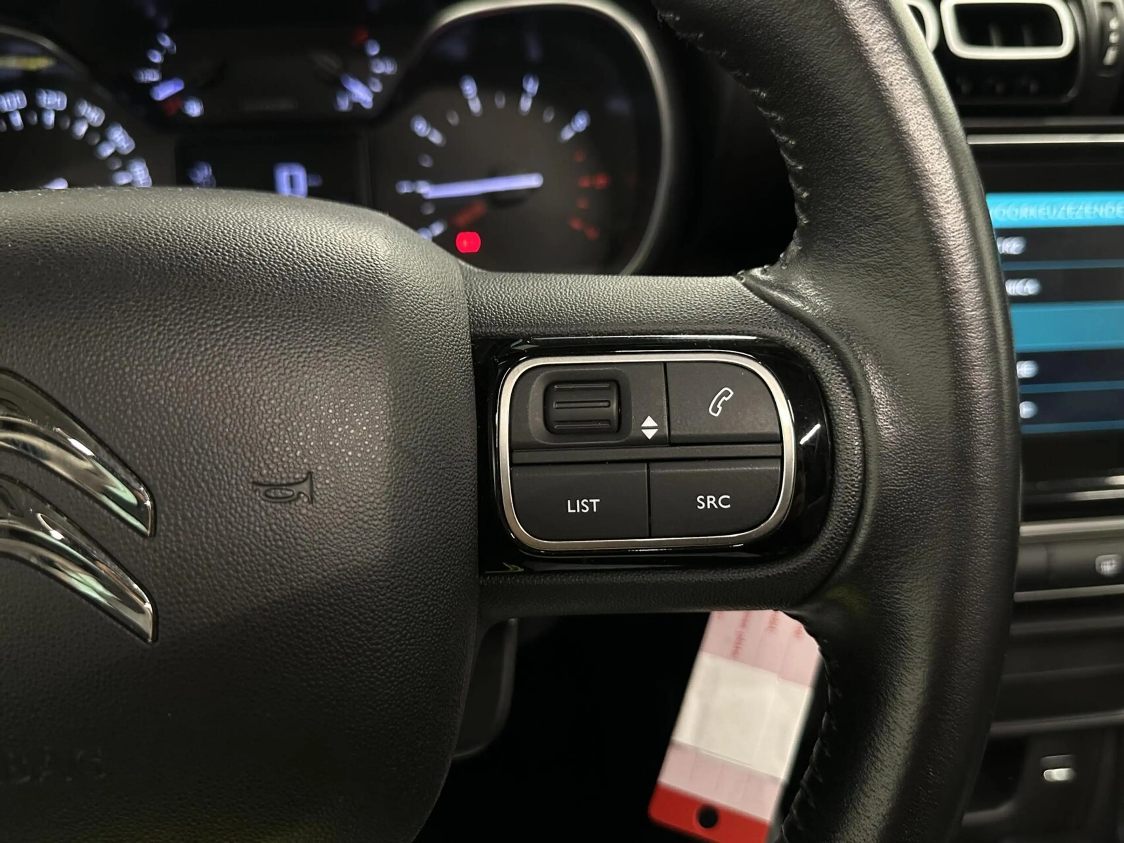 Citroen C3 Aircross 1.2 PureTech S&S Business PANO NAVI TREKHAAK CRUIS — photo 27