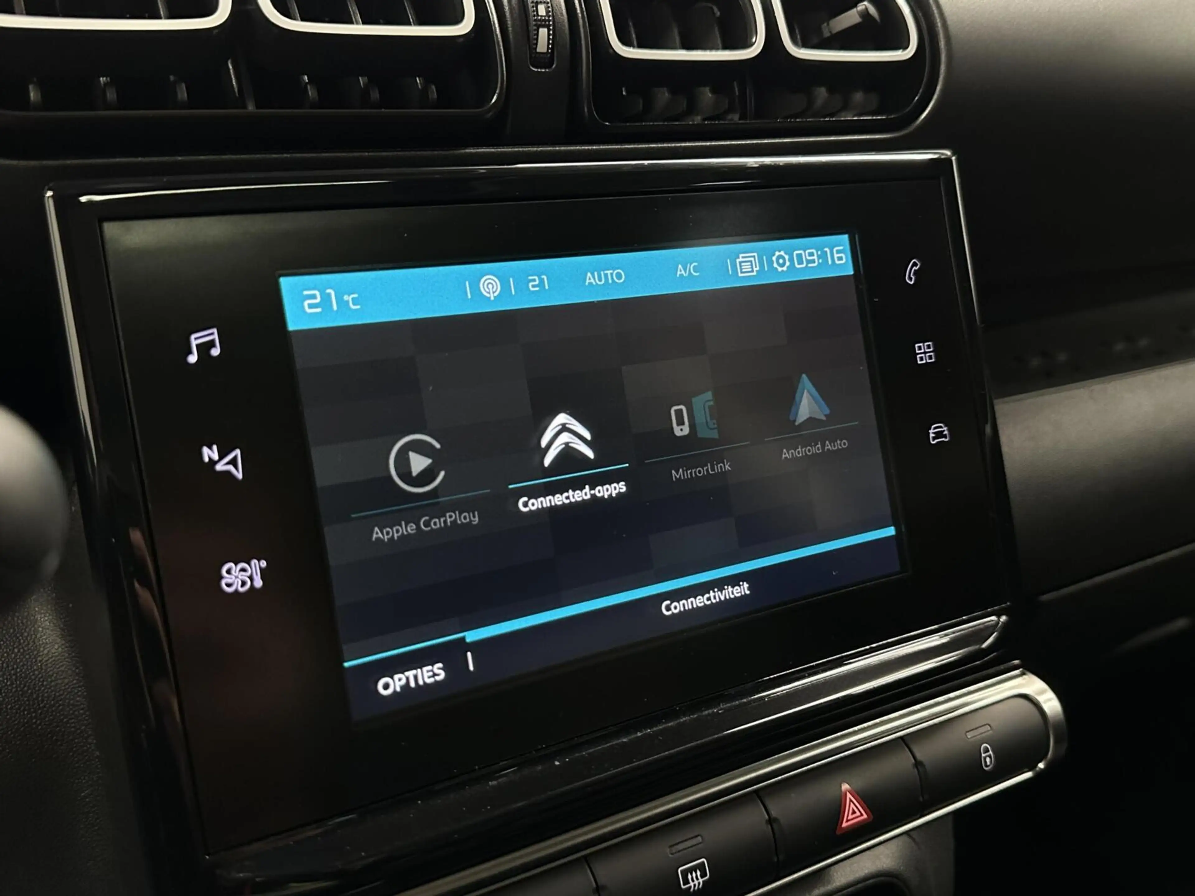 Citroen C3 Aircross 1.2 PureTech S&S Business PANO NAVI TREKHAAK CRUIS — photo 42