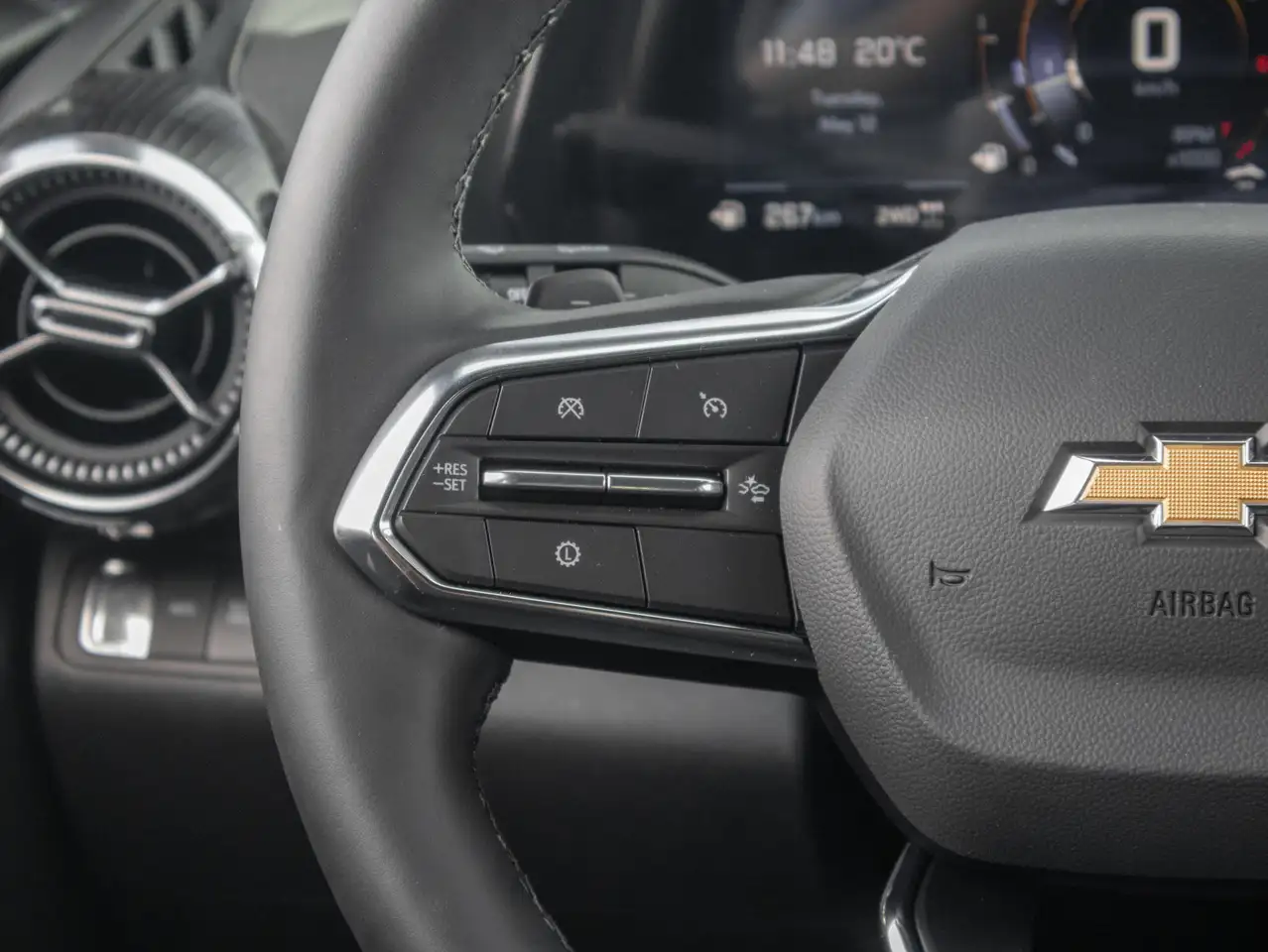 Chevrolet Equinox снимка Chevrolet Equinox
