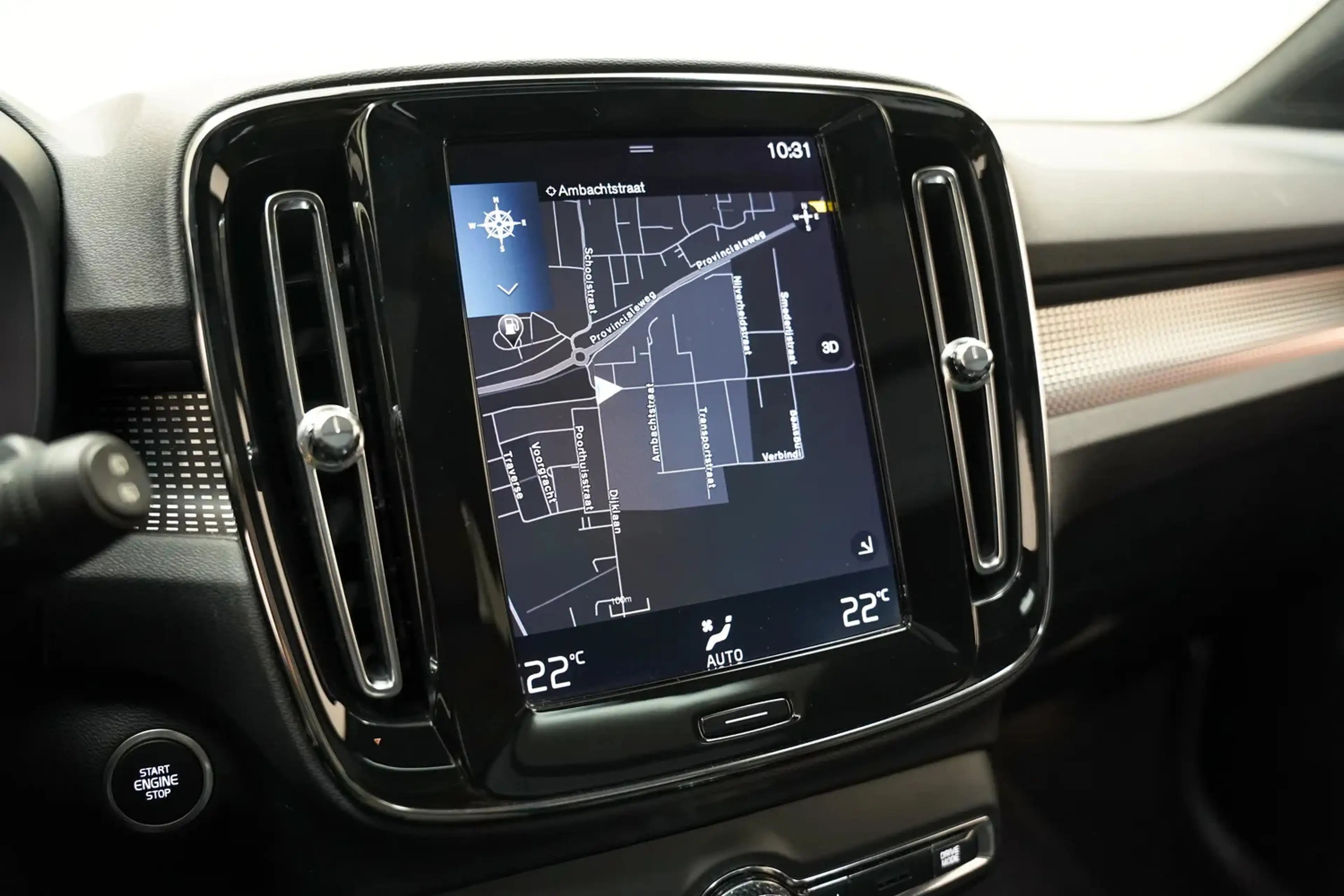 Volvo XC40 2.0 T4 190pk R-Design Aut. [ Panorama Trekhaak Led — photo 9