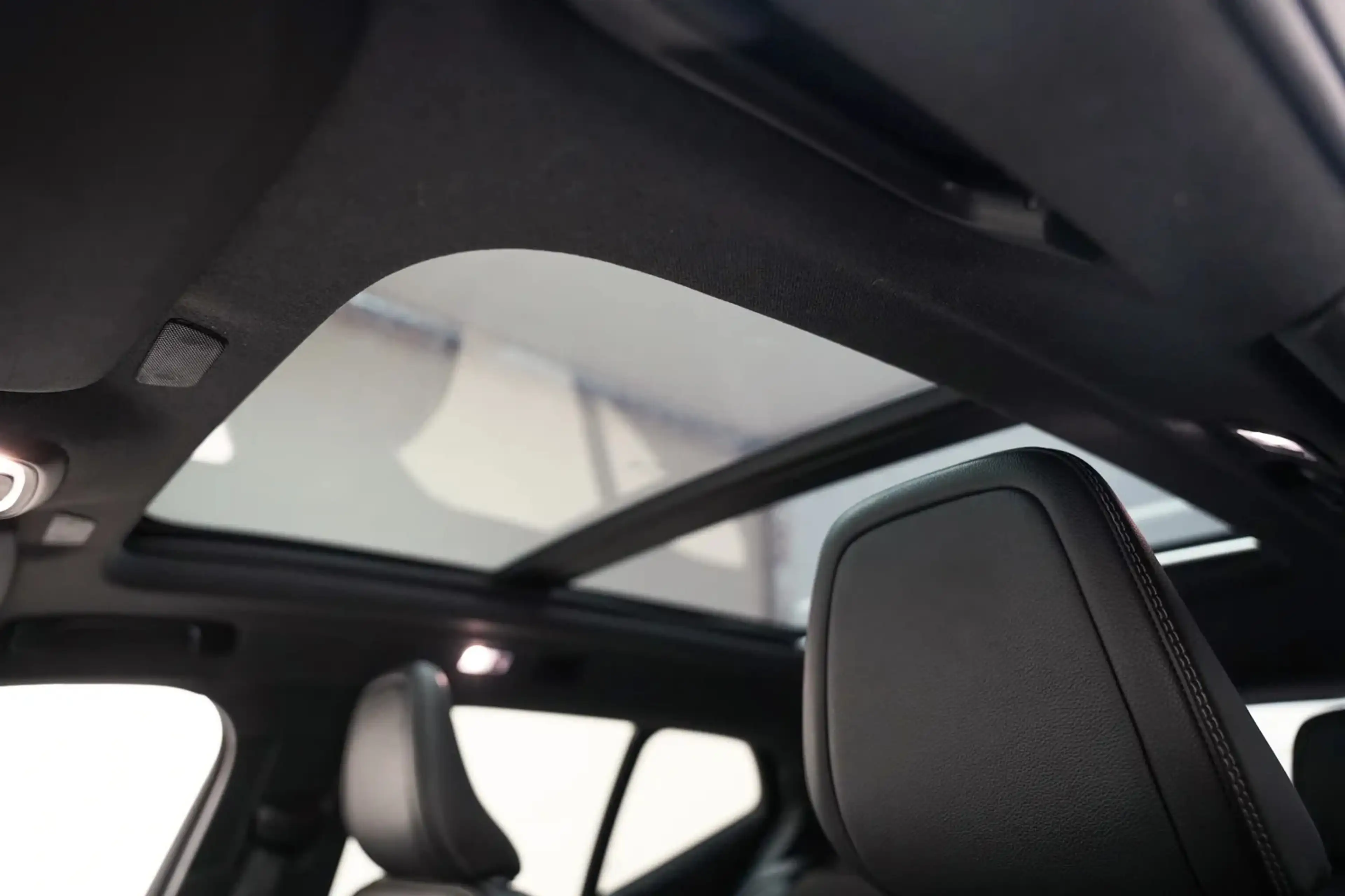 Volvo XC40 2.0 T4 190pk R-Design Aut. [ Panorama Trekhaak Led — photo 10