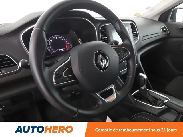 Renault Megane view 11