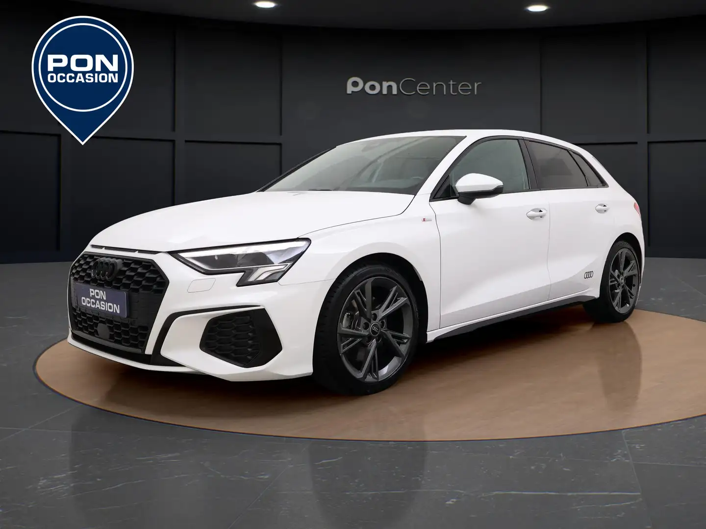 Audi A3 Sportback 30 TFSI S-Line | Sportstoelen | 18" | Tr Wit - 1