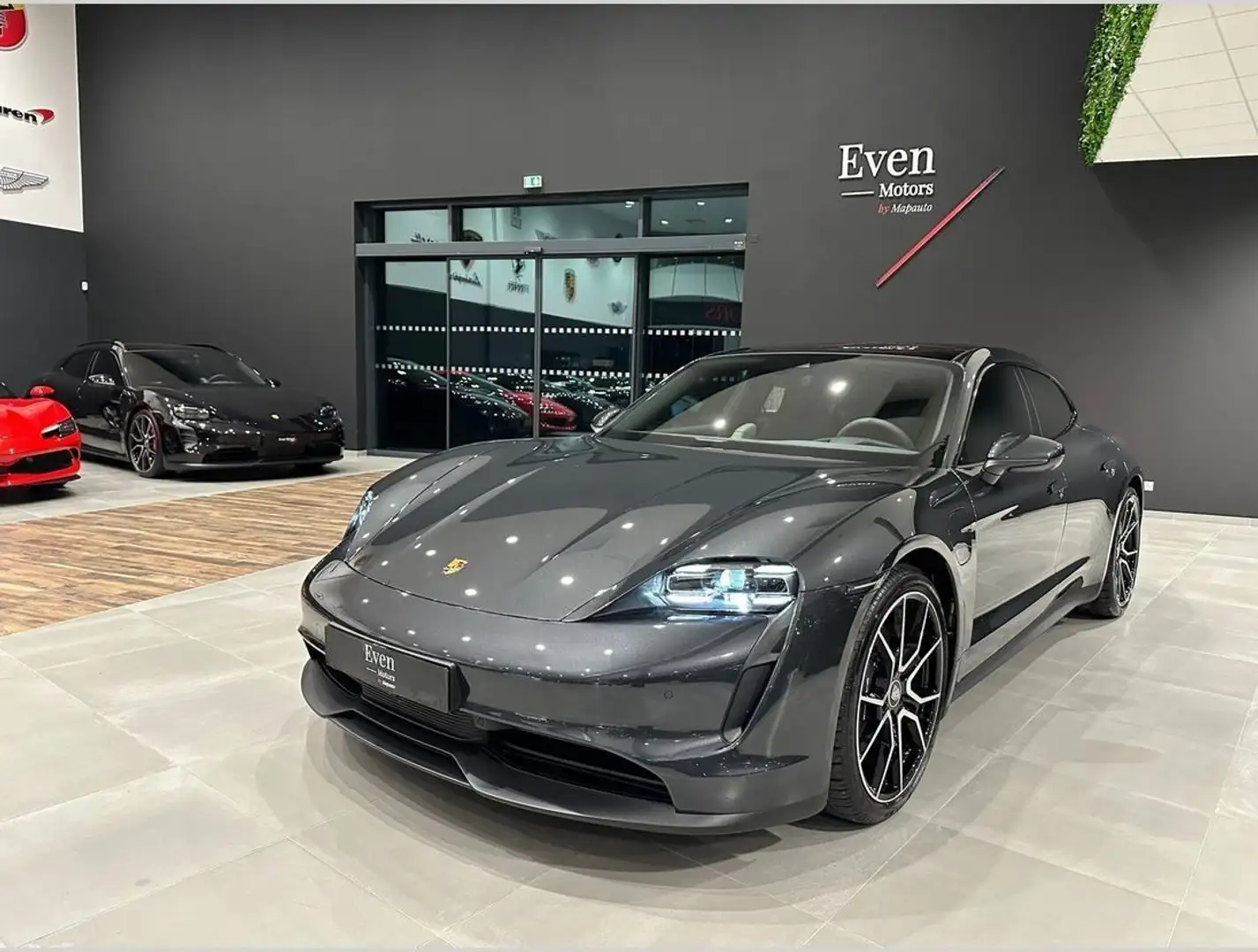 Porsche Taycan SPORT TURISMO 476 AVEC BATTERIE PERFORMANCE PLUS 9 Gris - 1