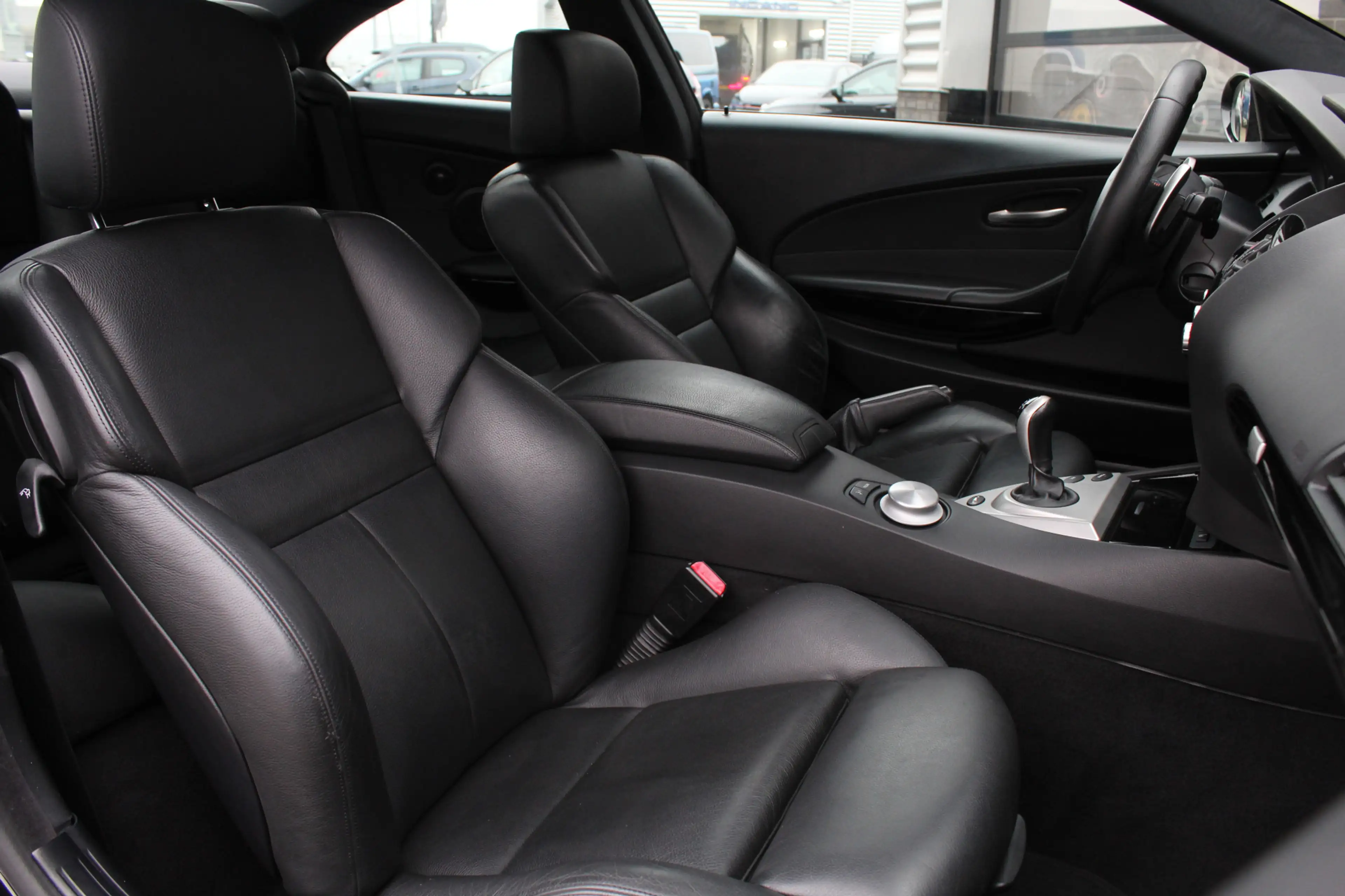 BMW M6 6-serie 5.0 V10 / SMG / Carbon / Keyless / N.A.P. — photo 10