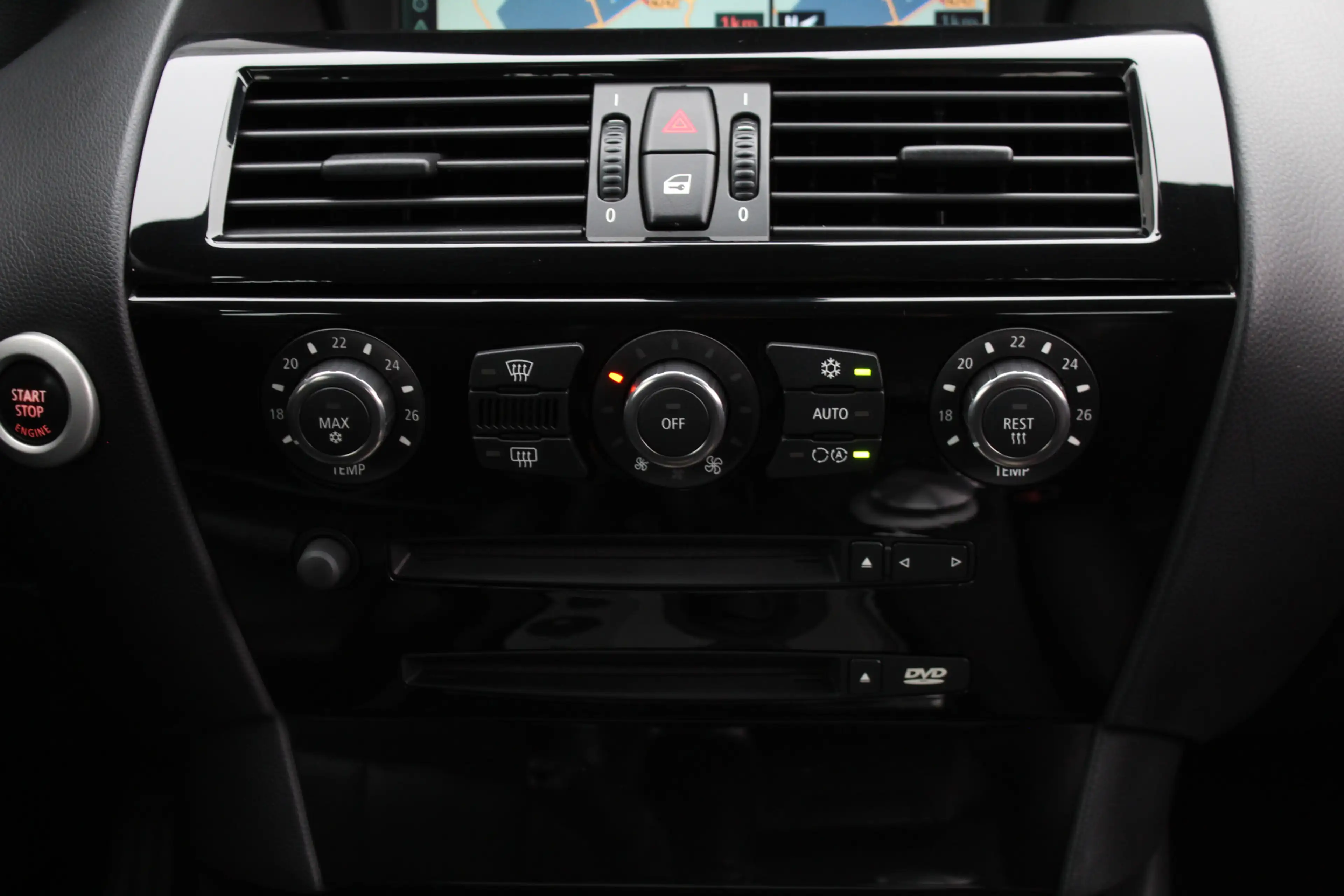 BMW M6 6-serie 5.0 V10 / SMG / Carbon / Keyless / N.A.P. — photo 13