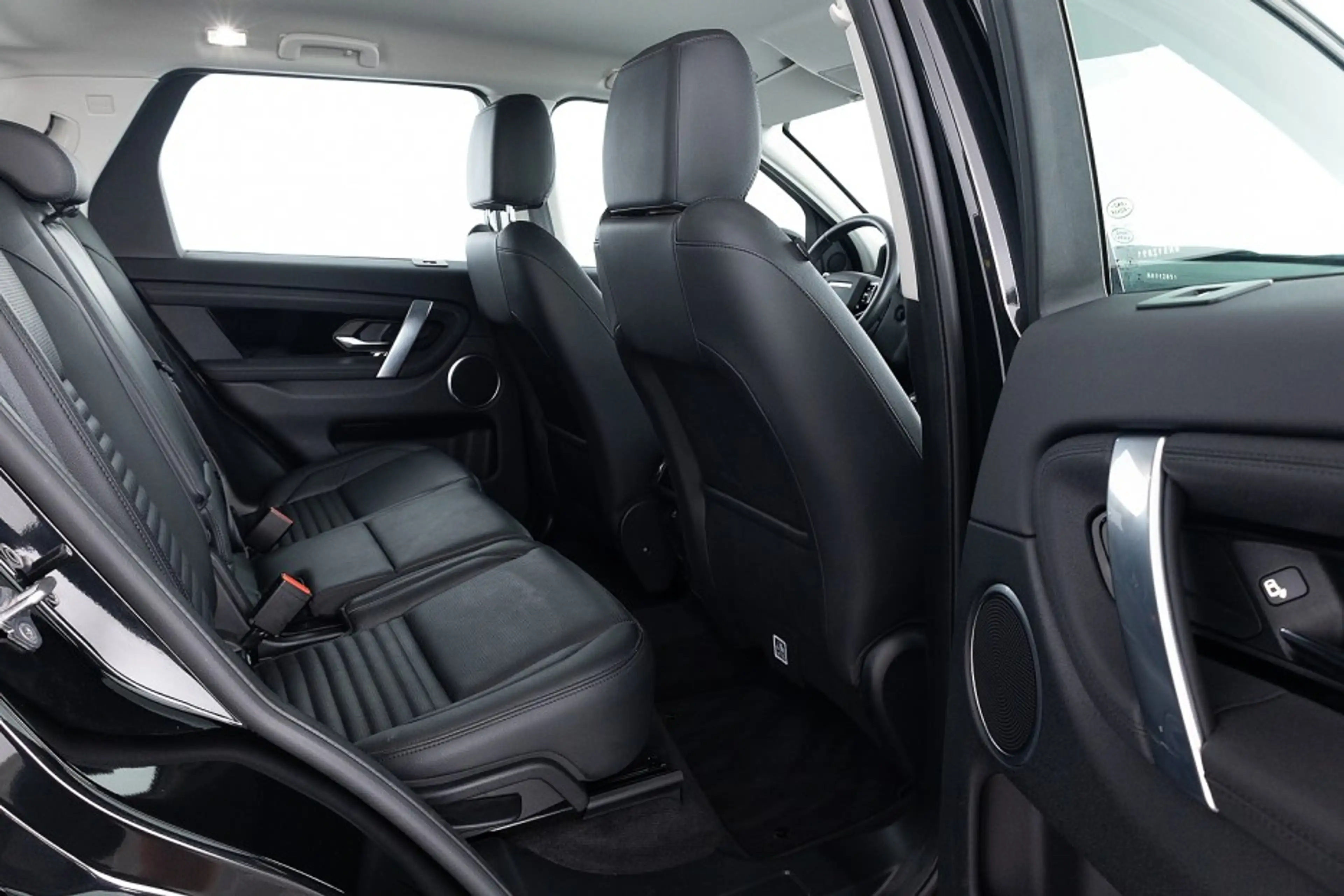 Land Rover Discovery Sport P300e R-Dynamic S Automaat | LEDER | CARPLAY | Ful — photo 8