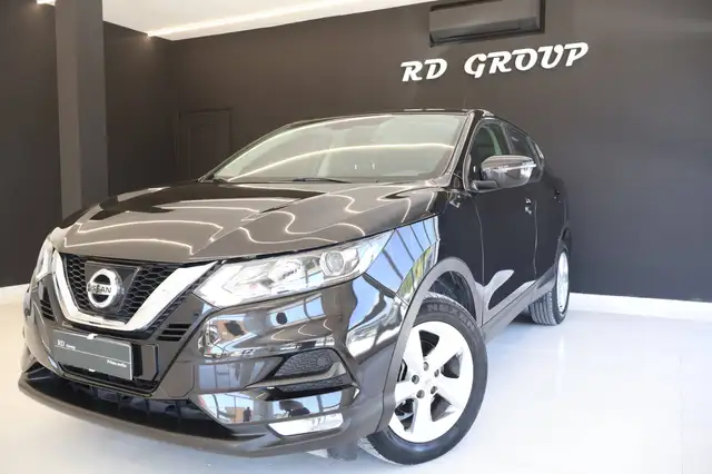2018 Nissan Qashqai in Black for sale