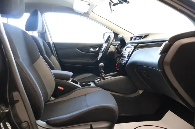 Nissan Qashqai view 12