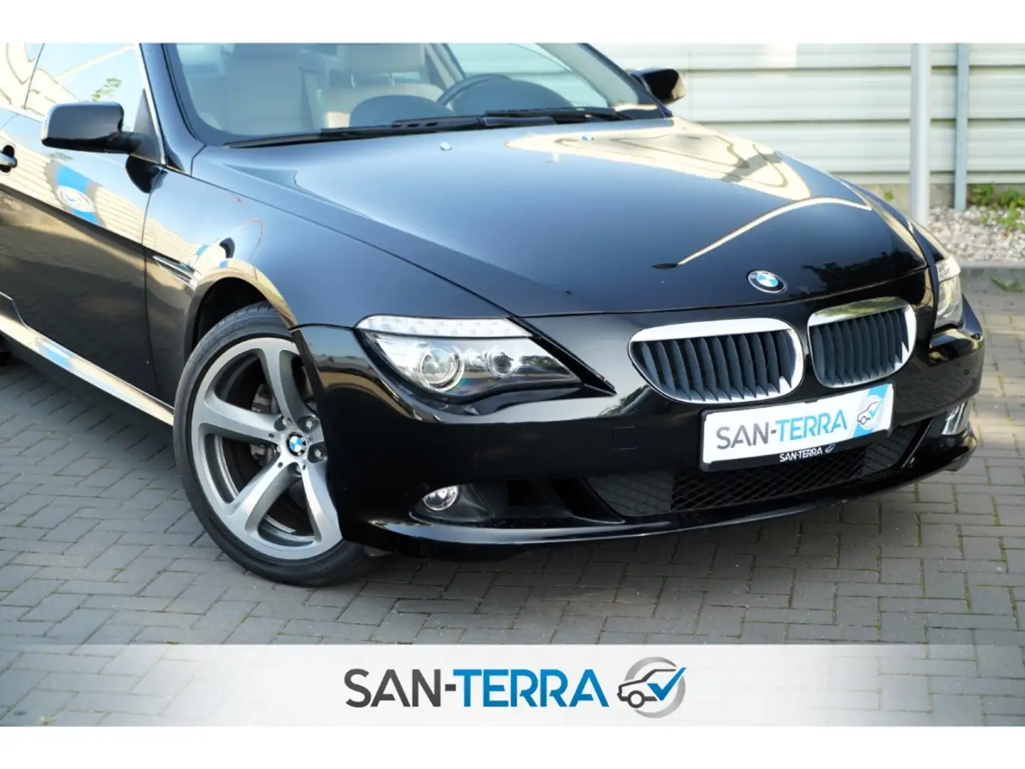 BMW 635 NAVI*LEDER*MEMORY*XENON*KLIMAAUTOMATIK*MULTI-LENKR Zwart - 2