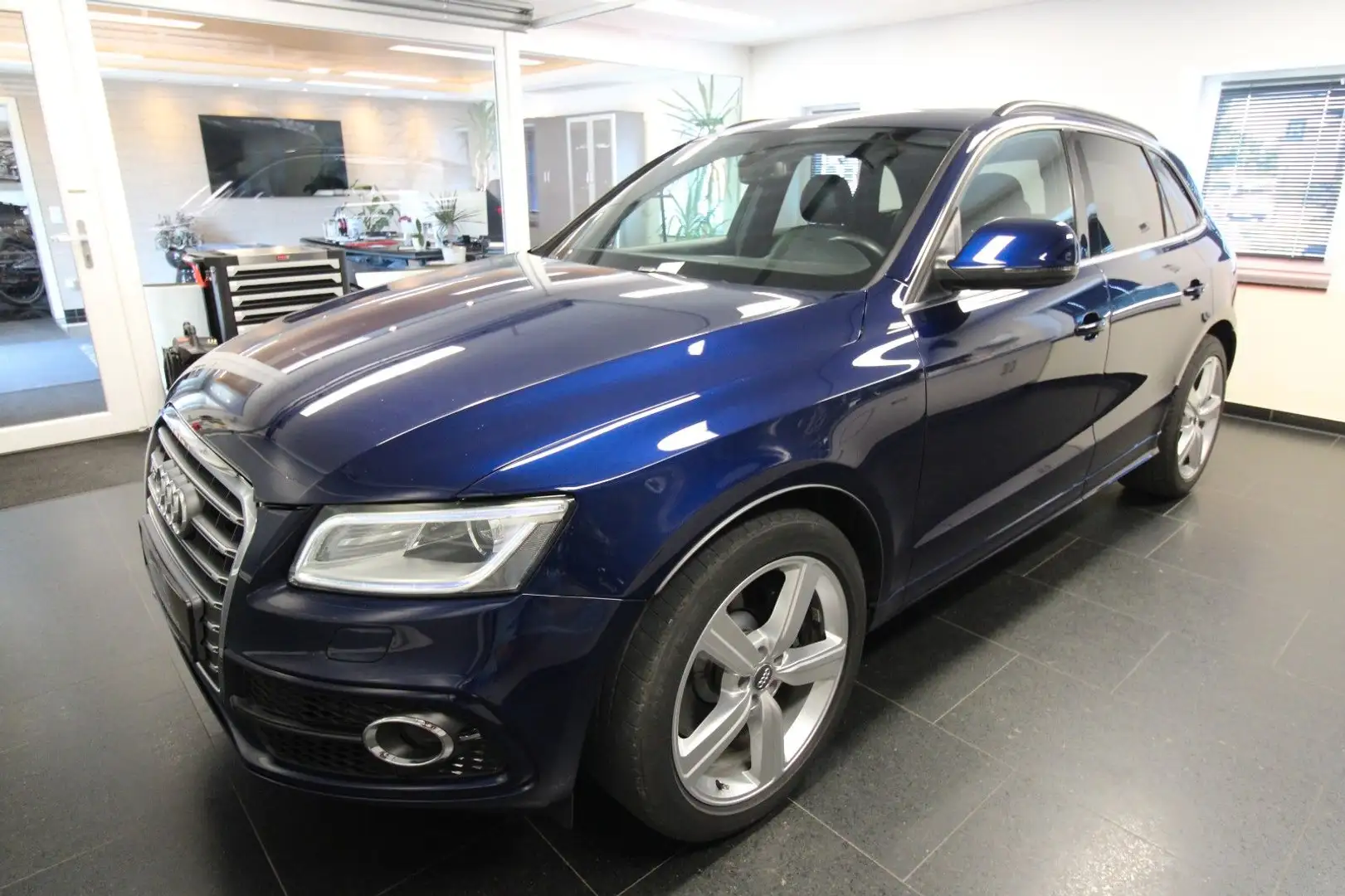 Audi SQ5 3.0 TDI quattro*XENON*NAVI*ALCATARA*PANO*AHK Bleu - 2