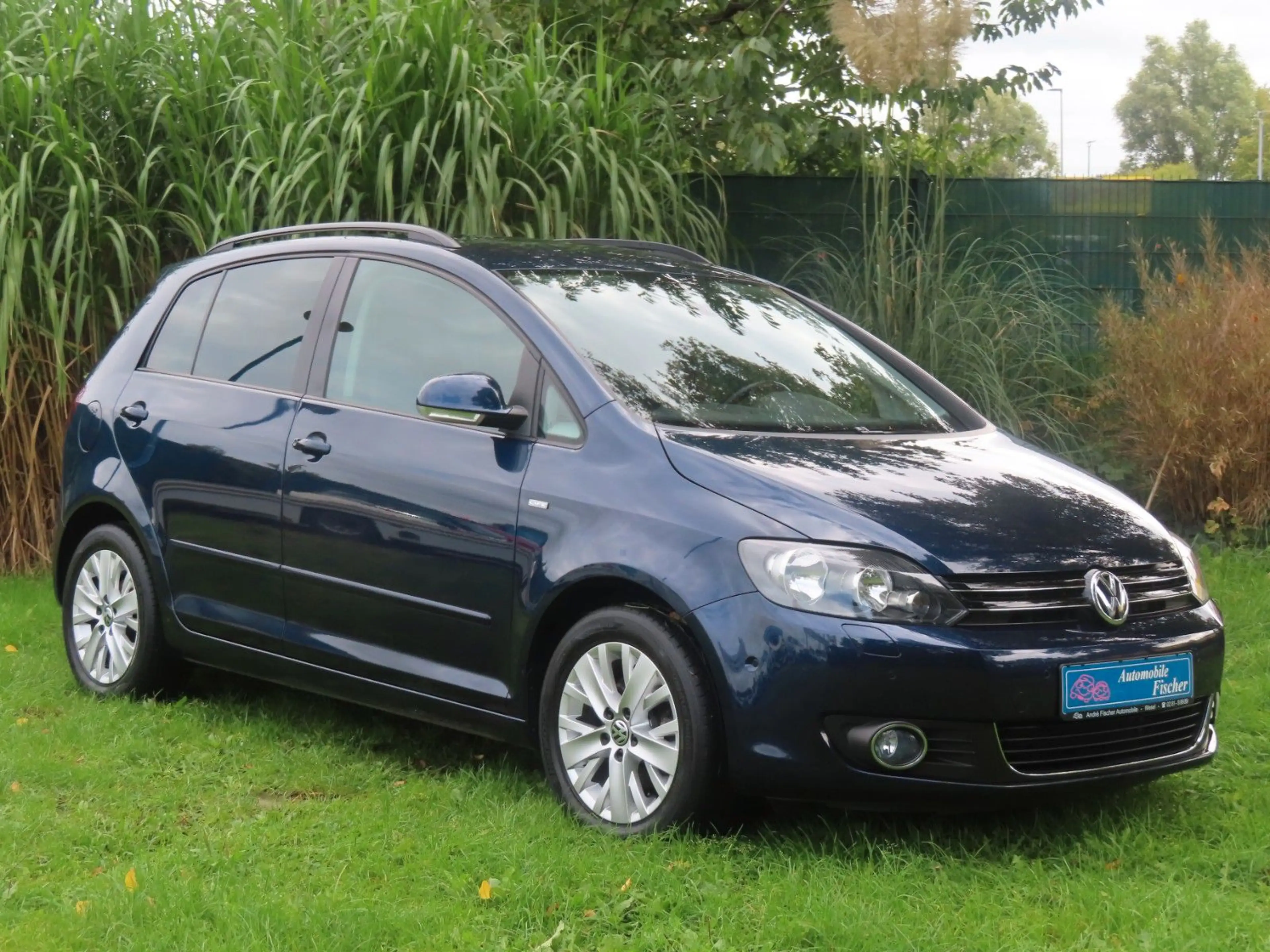 Volkswagen Golf Plus Life 1.Hand erst 34.000 km EZ 02/2014 — photo 3