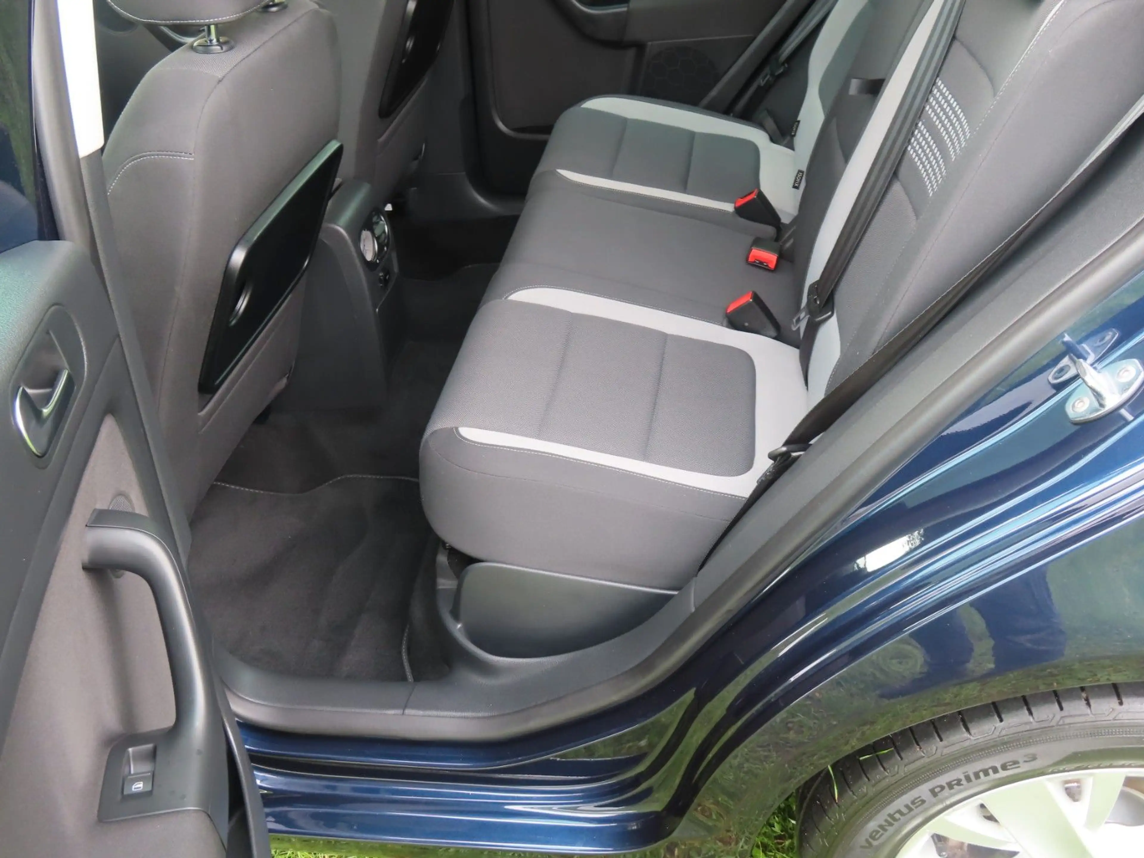 Volkswagen Golf Plus Life 1.Hand erst 34.000 km EZ 02/2014 — photo 12
