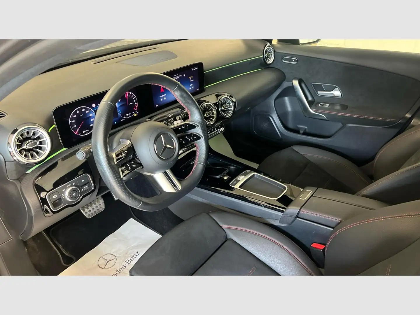 Mercedes-Benz A 250 e AMG LINE Grigio - 2
