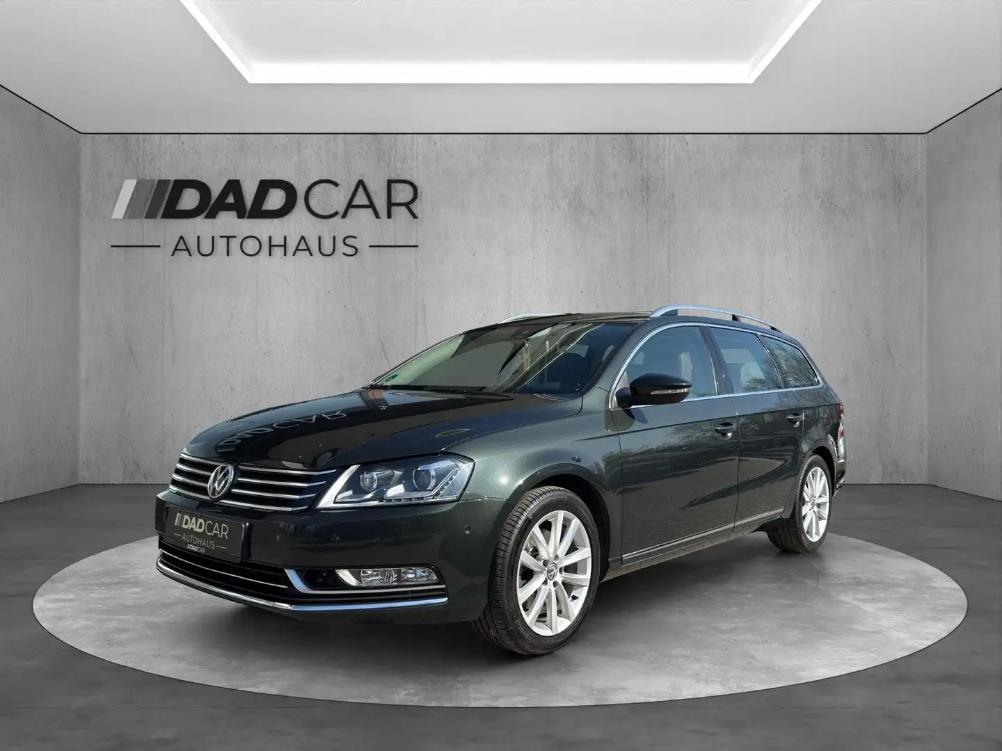 Volkswagen Passat Variant Highline 1. Hand Scheckheft Xenon Vert - 1