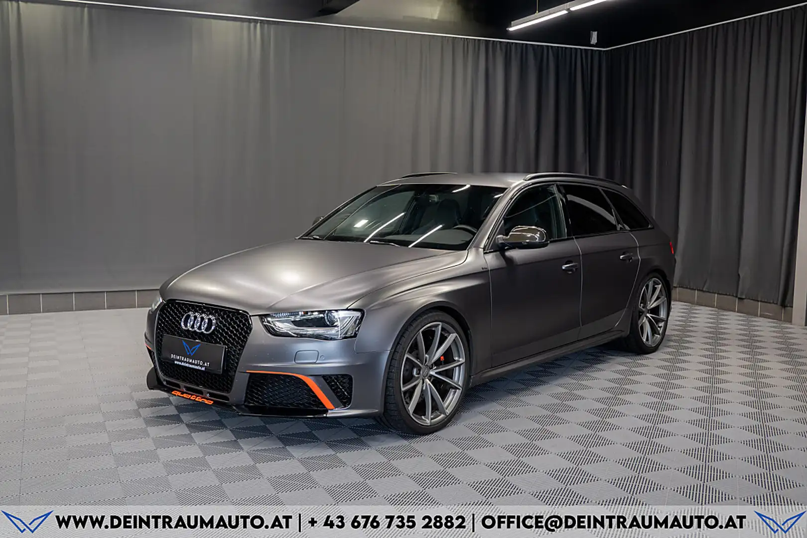 Audi RS4 Avant 4,2 FSI quattro*Service Neu*RS-Schalensit... Grau - 1