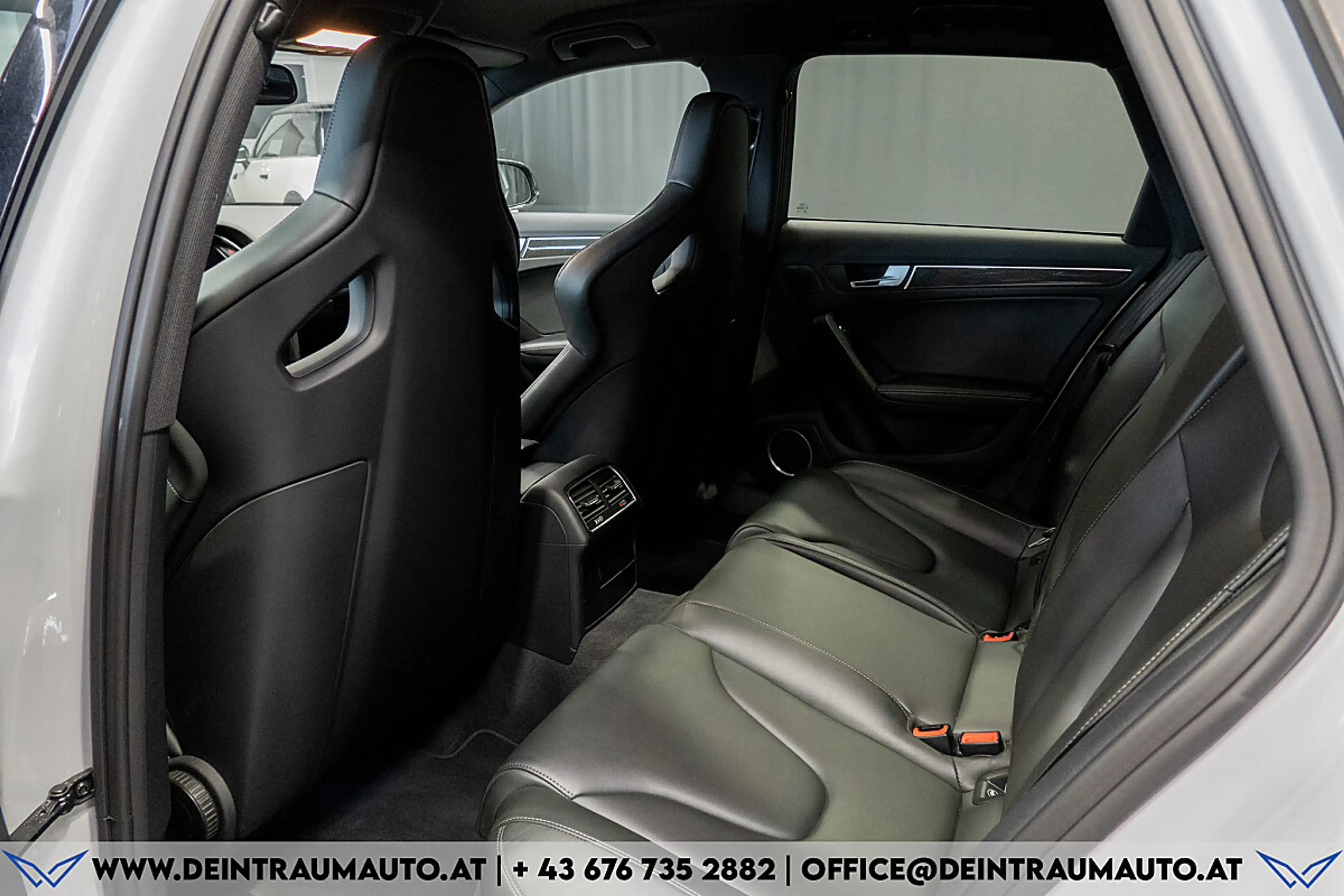 Audi RS4 Avant 4,2 FSI quattro*Service Neu*RS-Schalensit... — photo 13