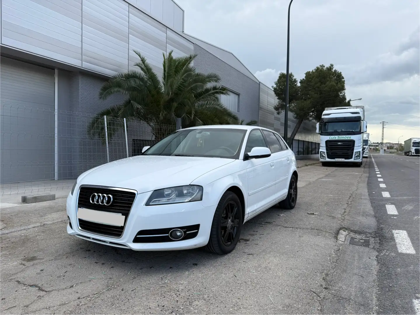 Audi A3 A3 Sportback 1.6TDI Attraction Attraction Blanco - 1