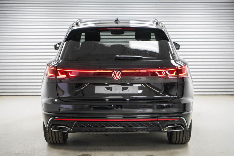 Volkswagen Touareg 3,0 V6 TDI 4Motion R-Line - LAGER 210 kW (286 P... — photo 4